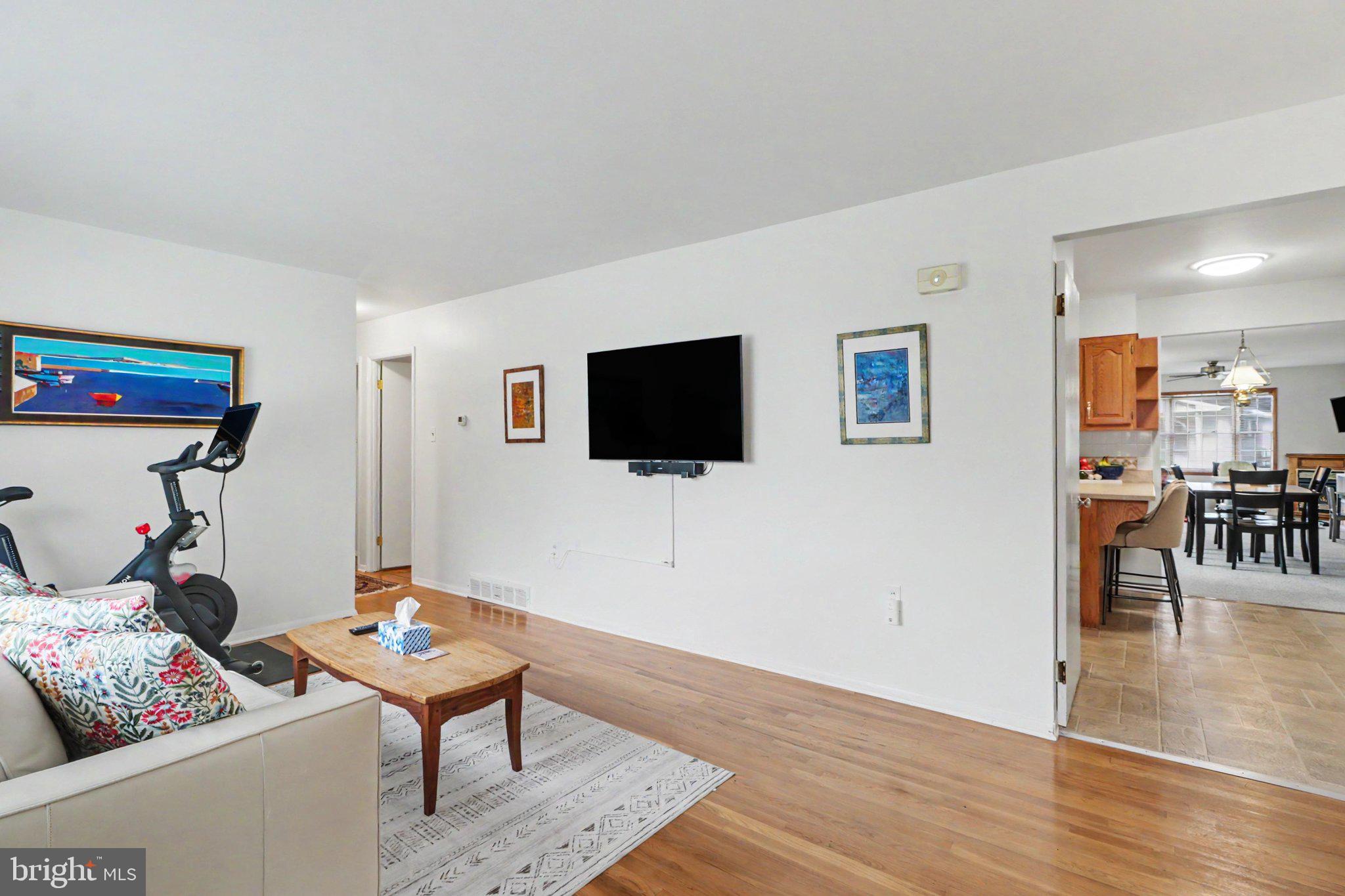 115 W CLEARVIEW DRIVE