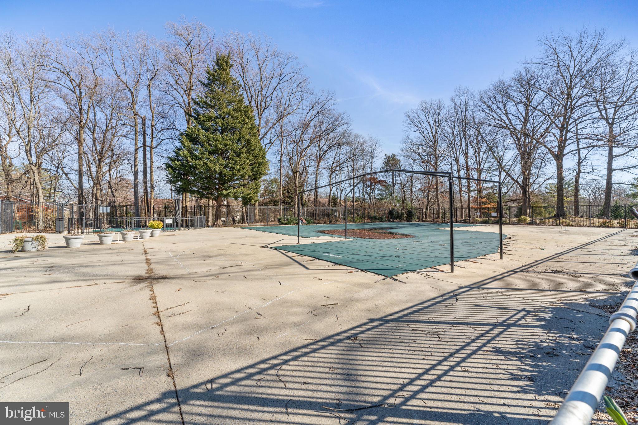 NEW MARK COMMONS - Residential