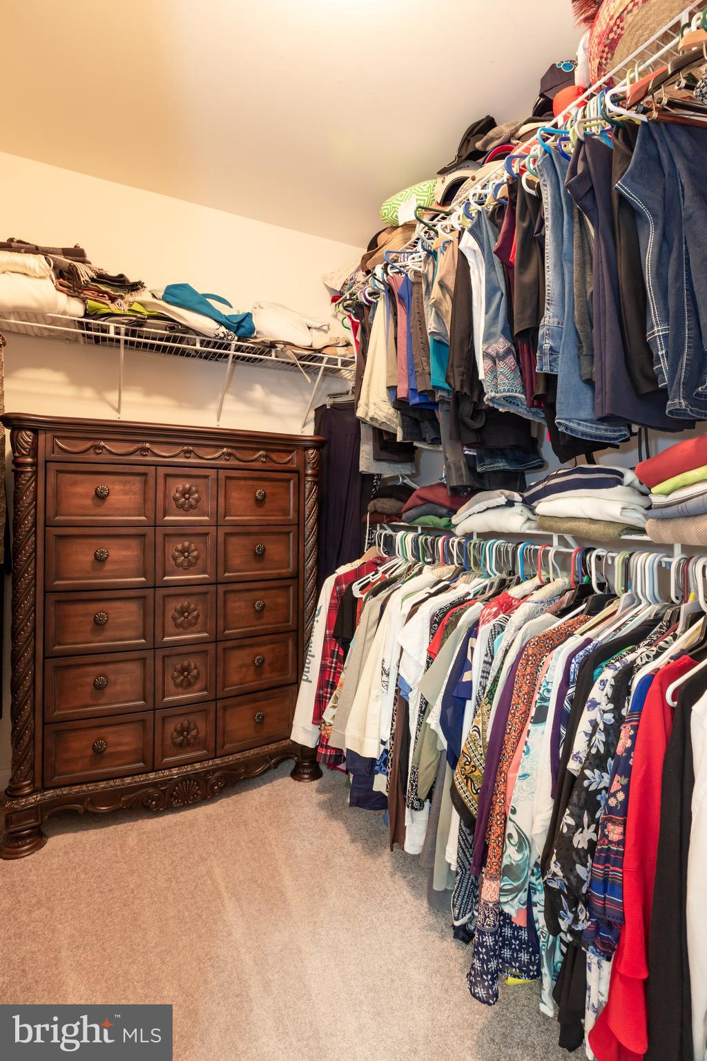 KINGSRIDGE ESTATES - Residential