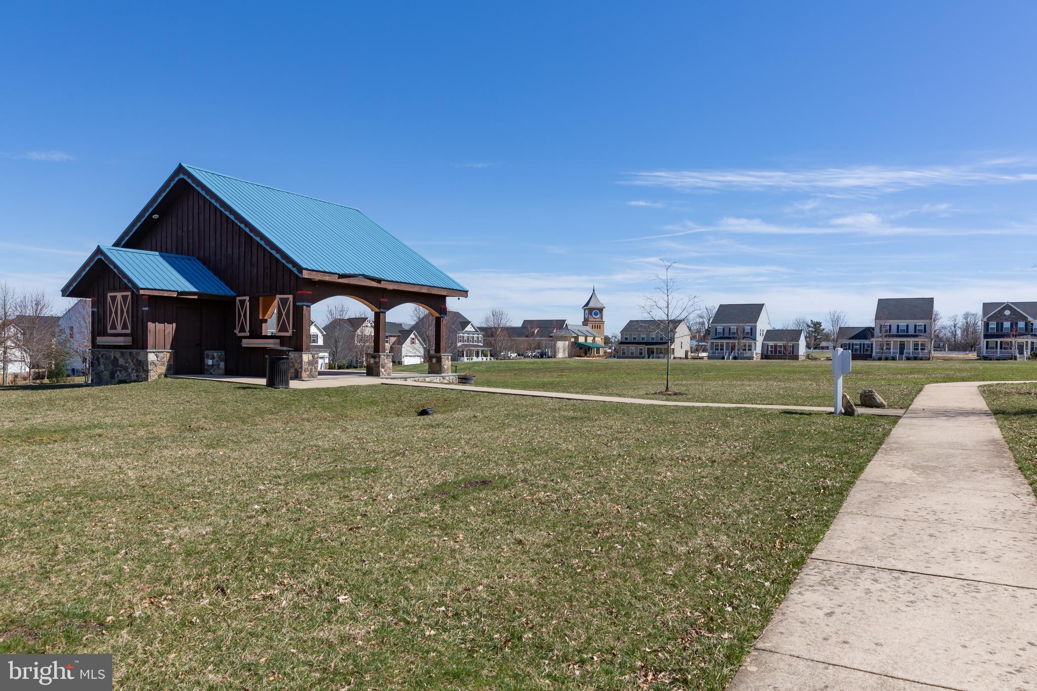 KINGSRIDGE ESTATES - Residential