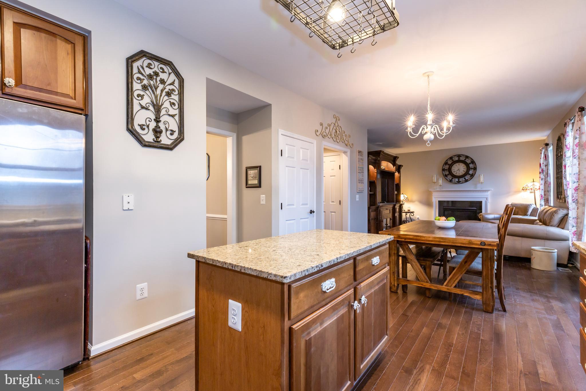 KINGSRIDGE ESTATES - Residential