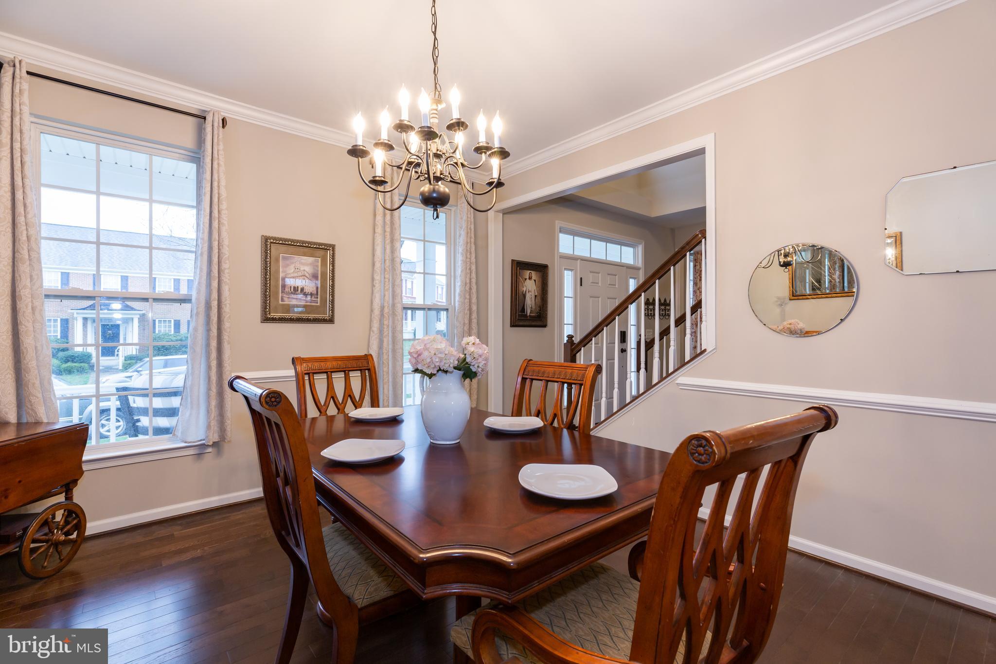 KINGSRIDGE ESTATES - Residential