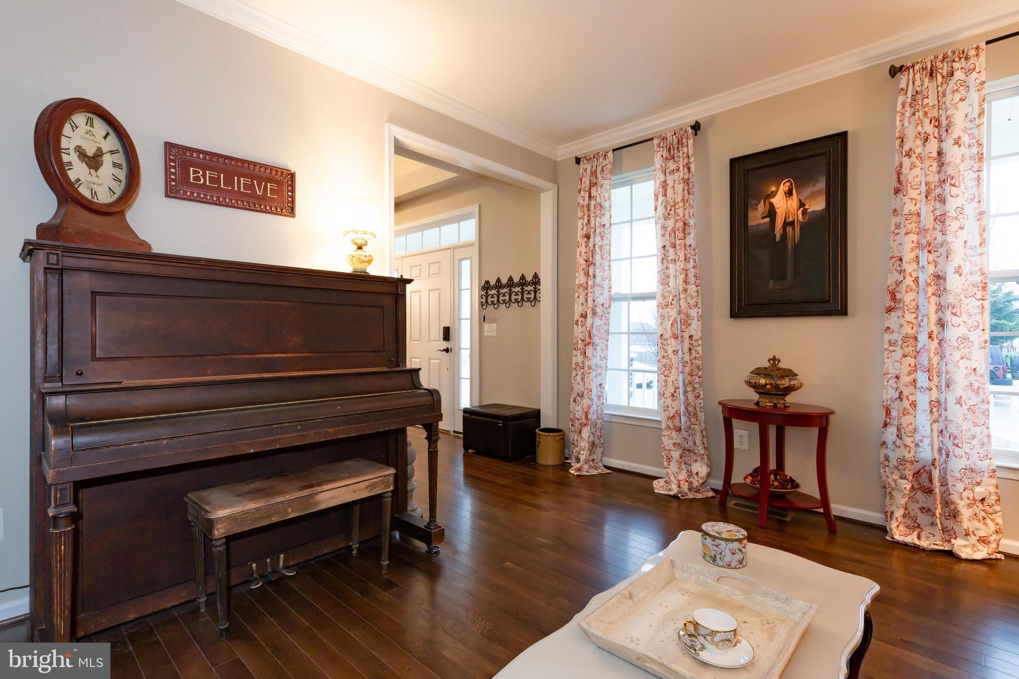 KINGSRIDGE ESTATES - Residential