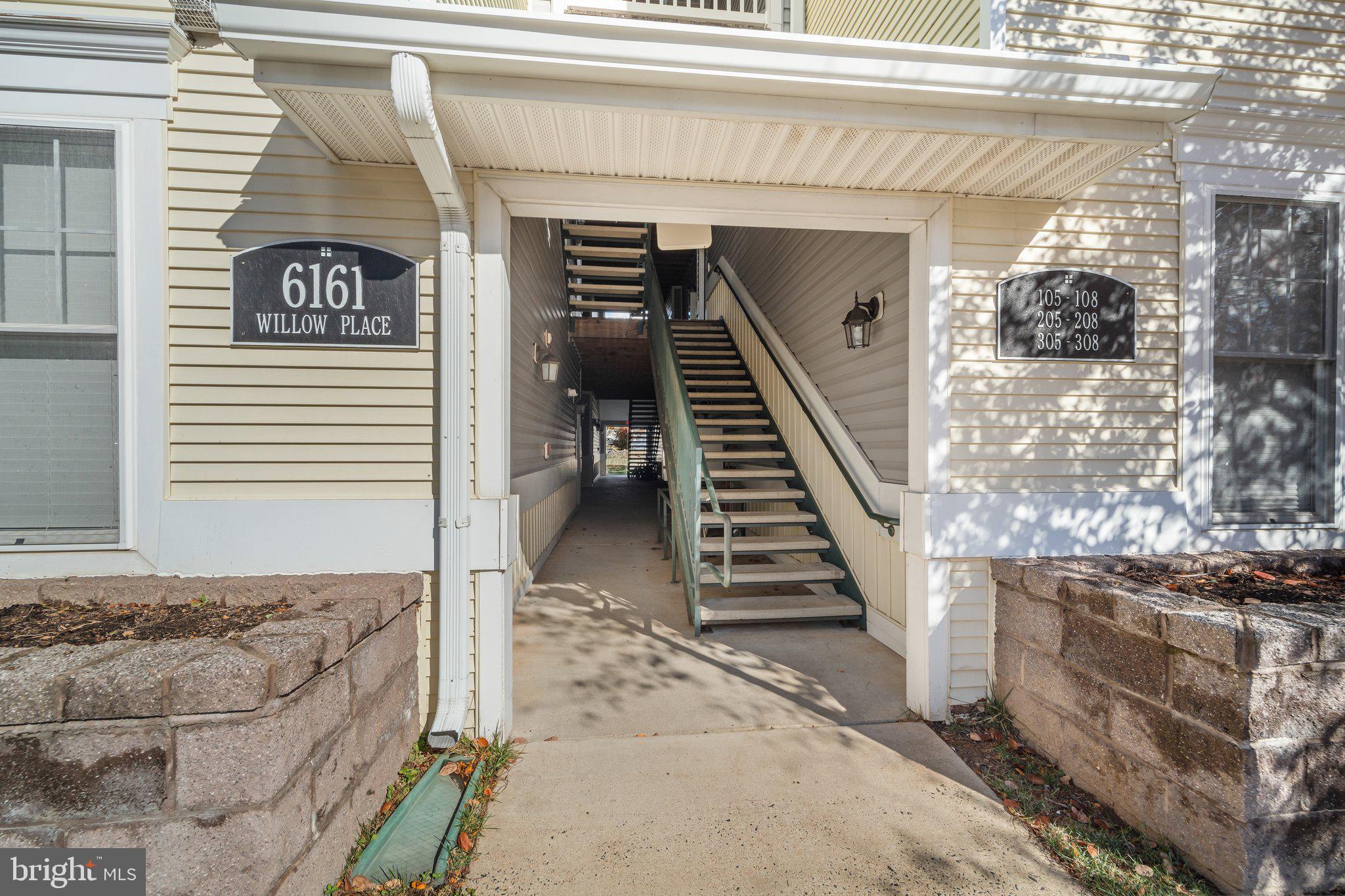 6161 WILLOW PLACE 305