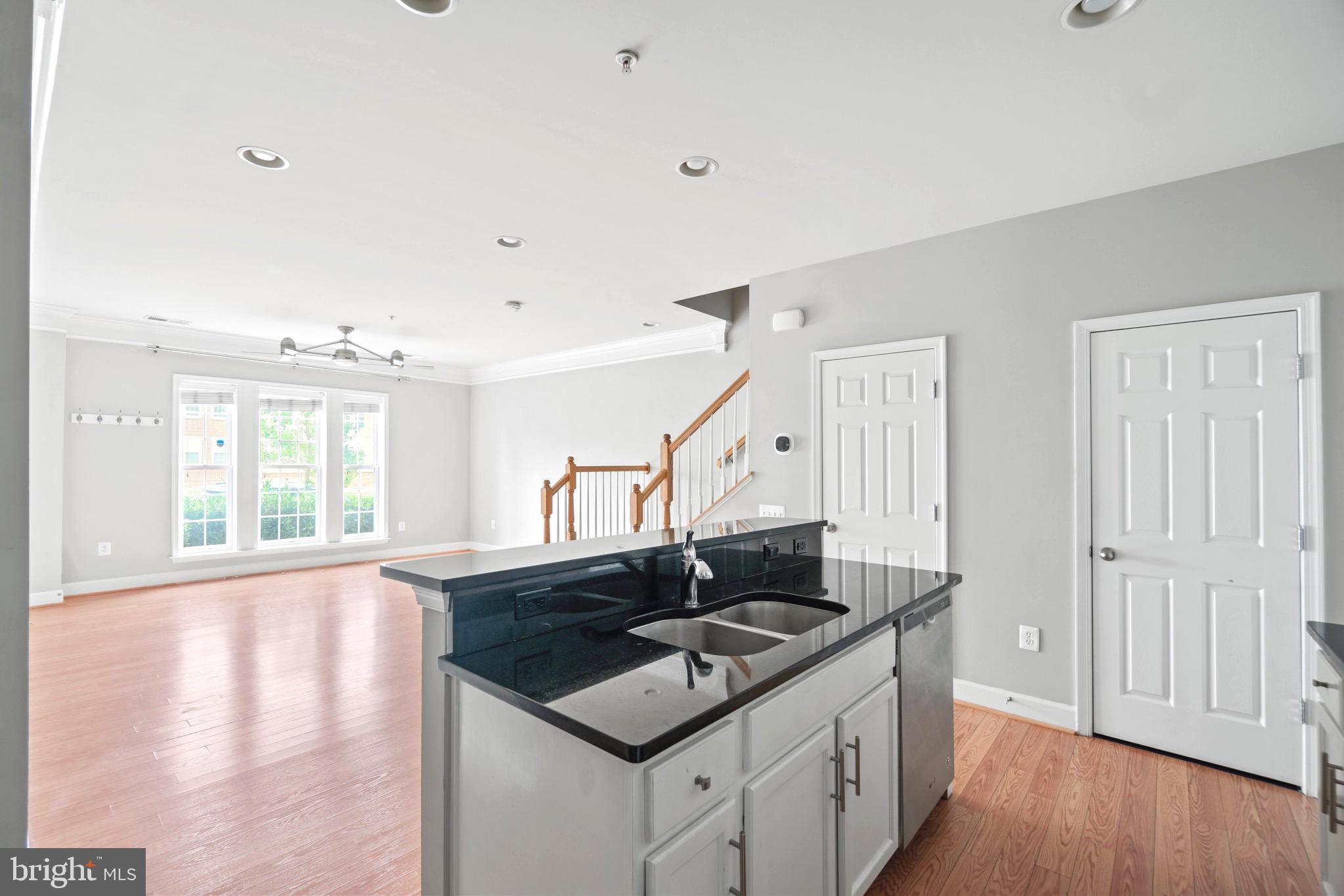 POTOMAC CLUB - Residential Lease