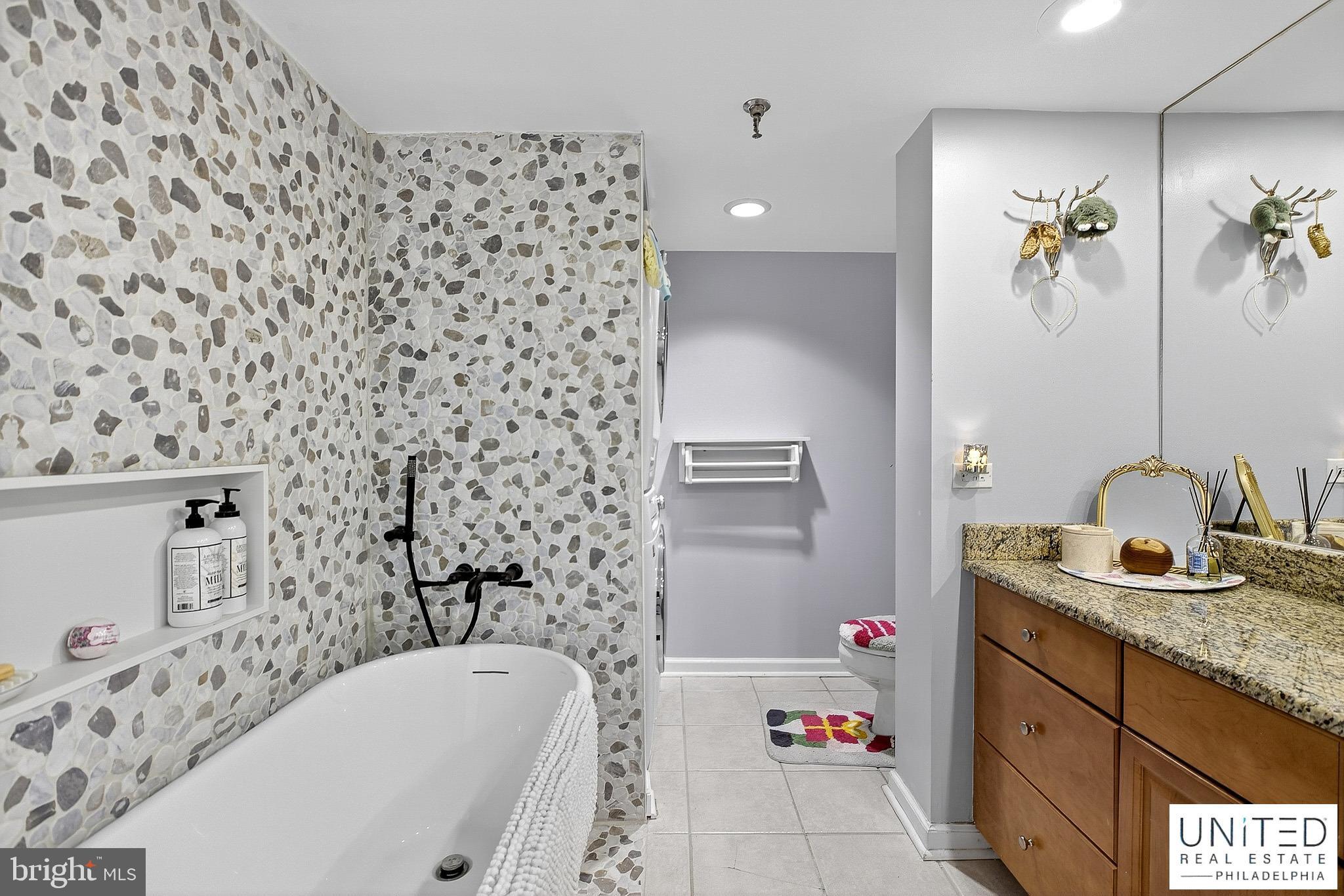 ART MUSEUM AREA - Residential