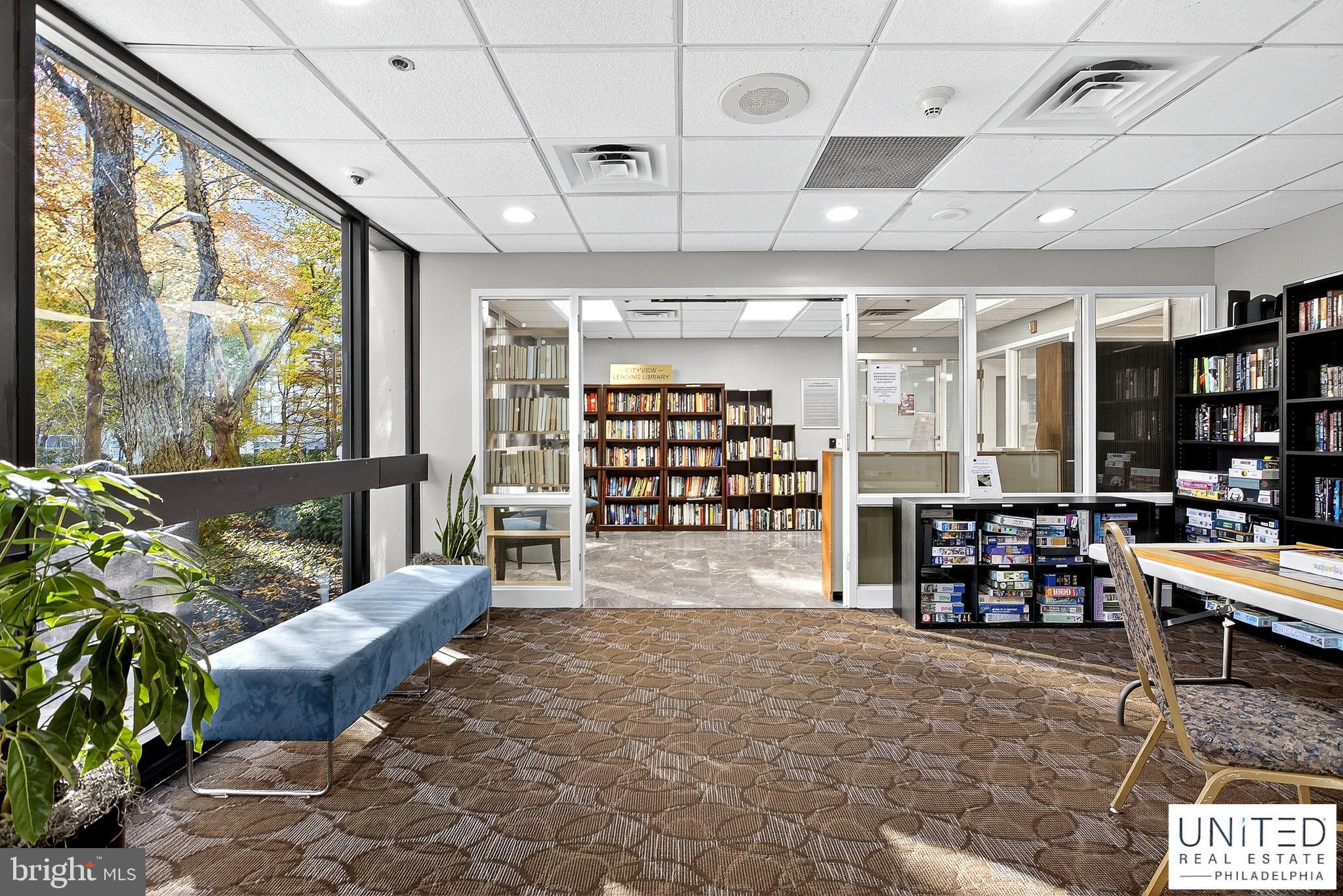 ART MUSEUM AREA - Residential