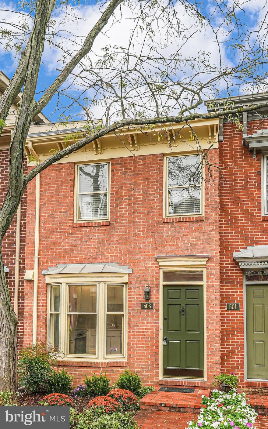 OPEN HOUSE SATURDAY 9/28 12-2PM.   A RARELY available home within walking distance to the metro AND to Old Town Alexandria that has just been COMPLETELY RENOVATED in August 2024!   A brand-new  kitchen offering modern shaker-style cabinetry, upgraded quartz counters, new deep sink and faucet, new recessed lighting and brand new stainless steel appliances, including a French-drawer refrigerator.  New hardwood flooring graces the entire main level, while new recessed lighting brightens throughout.  Living room with cozy wood-burning fireplace and leads out to new Trex ground-level deck.  The upper level offers a large primary bedroom with vaulted ceilings and completely renovated and expanded primary bathroom.  An additional large bedroom and second full bathroom complete the upper level.  The newly refinished lower level offers a large recreation room with new carpet, new recessed lighting and a cozy wood burning fireplace flanked by built-in shelving.   A third full updated bath on the lower level is perfect for overnight guests or extended family stays.  Located on a quiet (no through street) neighborhood of Colecroft with its low HOA fees, yet so close to all things in Old Town!  Colecroft is steps to the Braddock Road metro station and blocks to King Street metro and Amtrak/VRE stations, as well as the quaint shops, restaurants of Old Town and the Alexandria waterfront, including a Trader Joe’s and Whole Foods. A  walk score of 90 and bike score of 87.  Excellent proximity to Ronald Reagan National Airport (4 miles by car or 2 metro stops), major commuting routes of the Capital Beltway, GW Parkway, Rt. 1 and King Street.  Only 6 metro stops to DC, this location is truly a dream for those who wish to embrace all that Old Town Alexandria and Washington, DC offers!