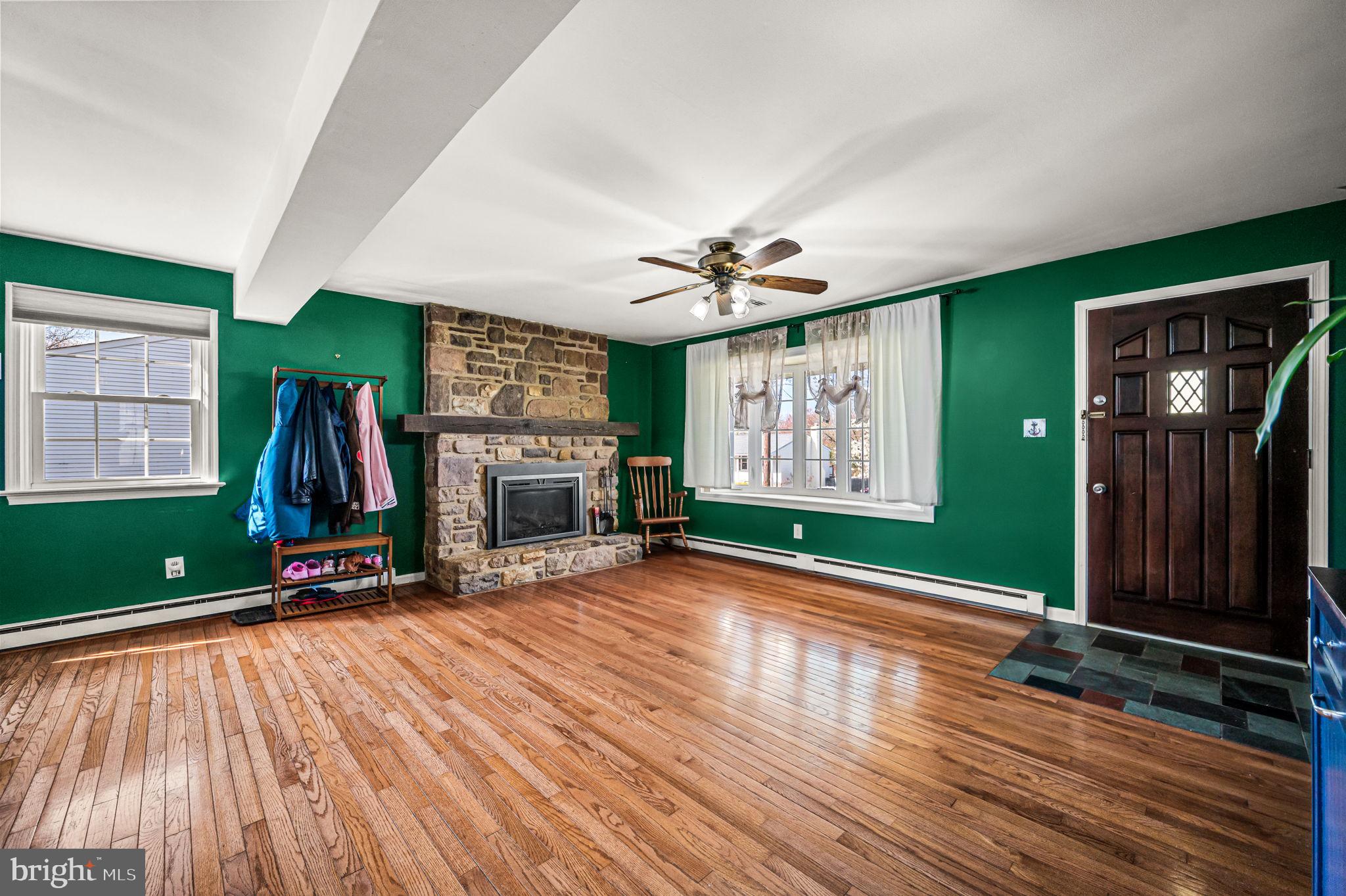 INDIAN VAL MDWS - Residential