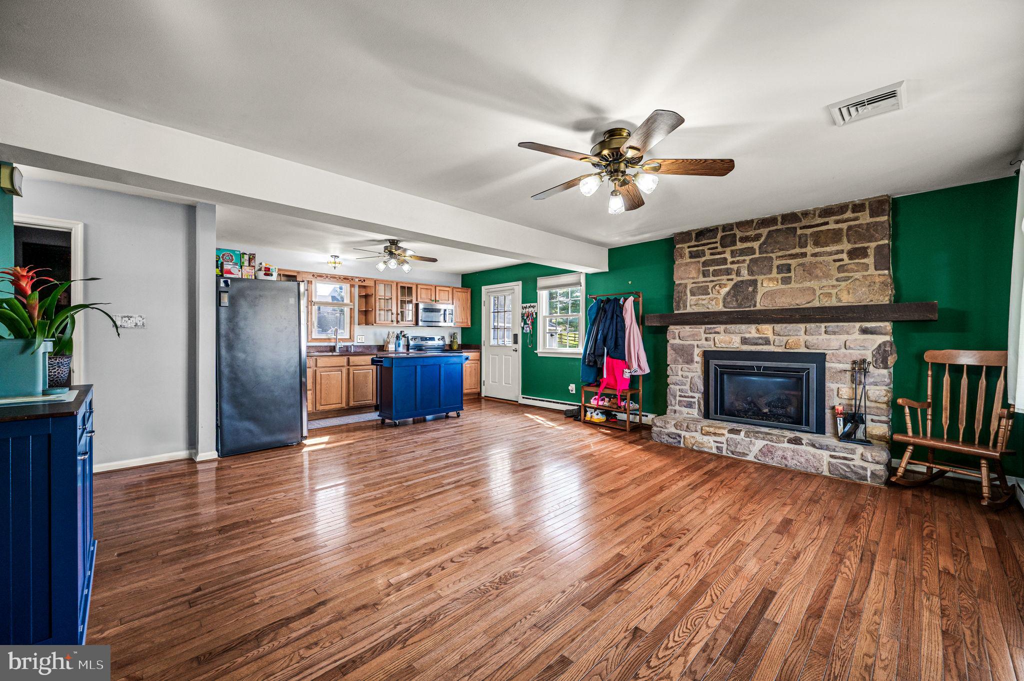 INDIAN VAL MDWS - Residential