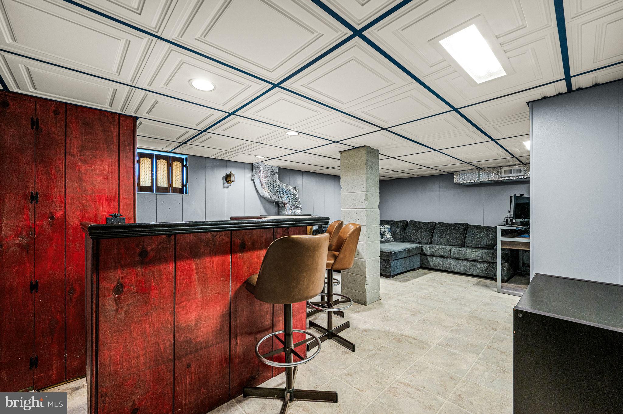 INDIAN VAL MDWS - Residential