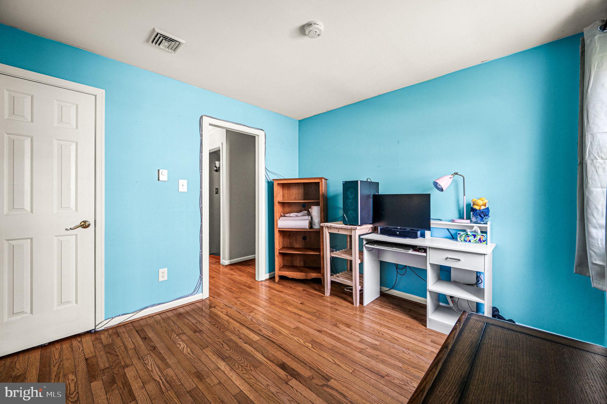 INDIAN VAL MDWS - Residential