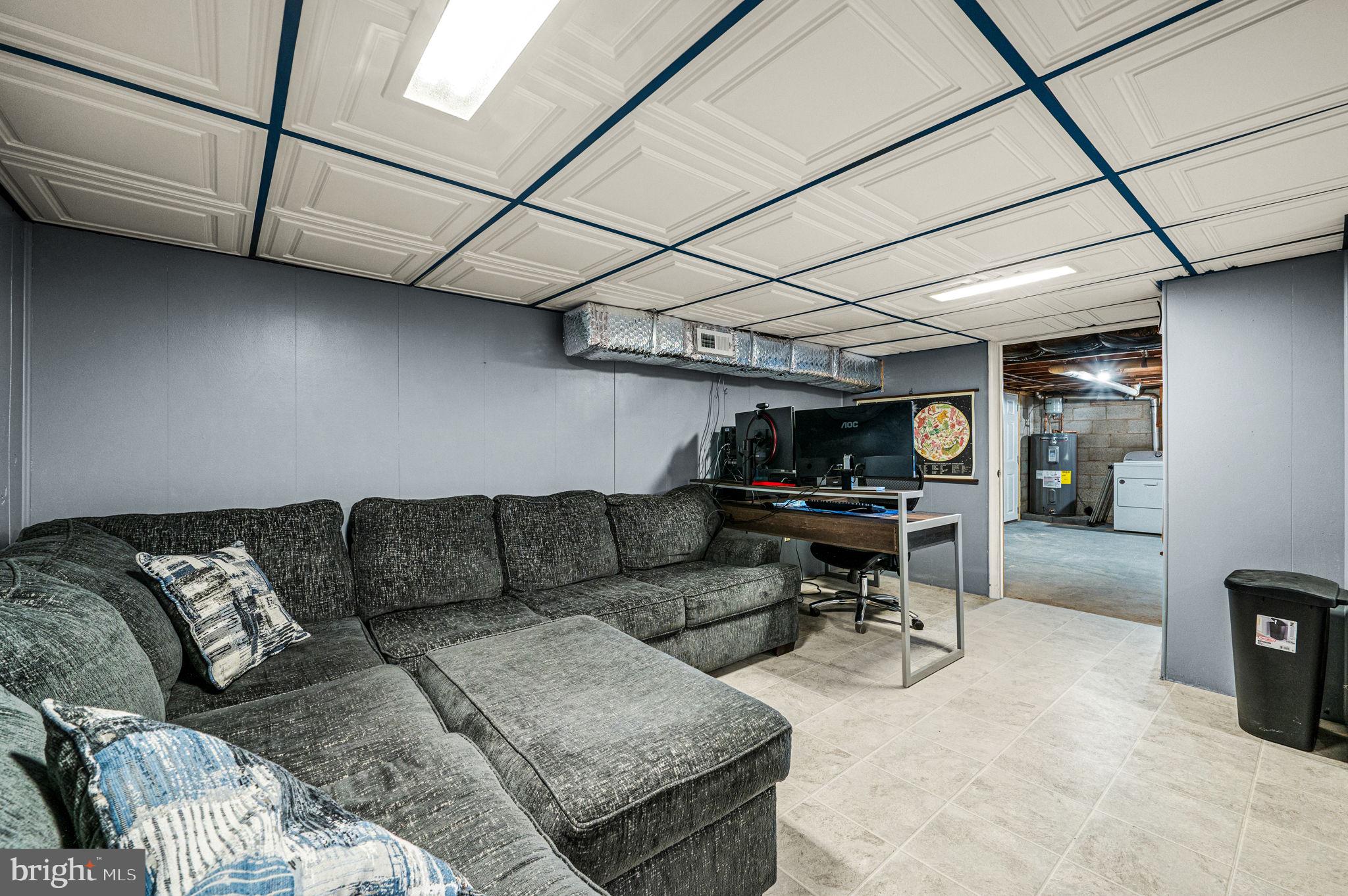 INDIAN VAL MDWS - Residential