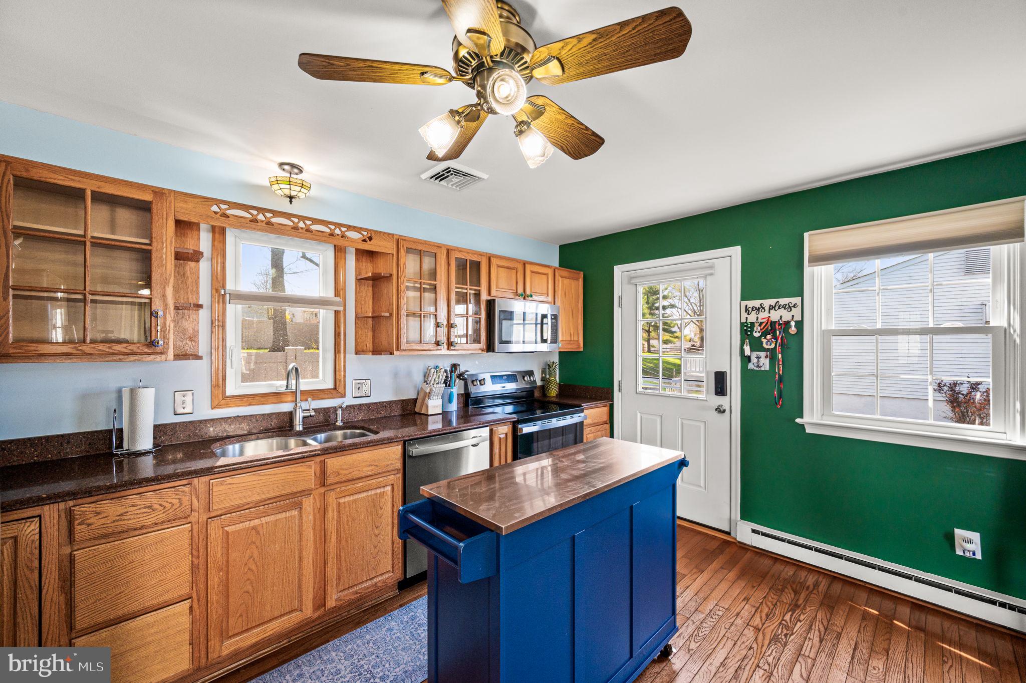 INDIAN VAL MDWS - Residential