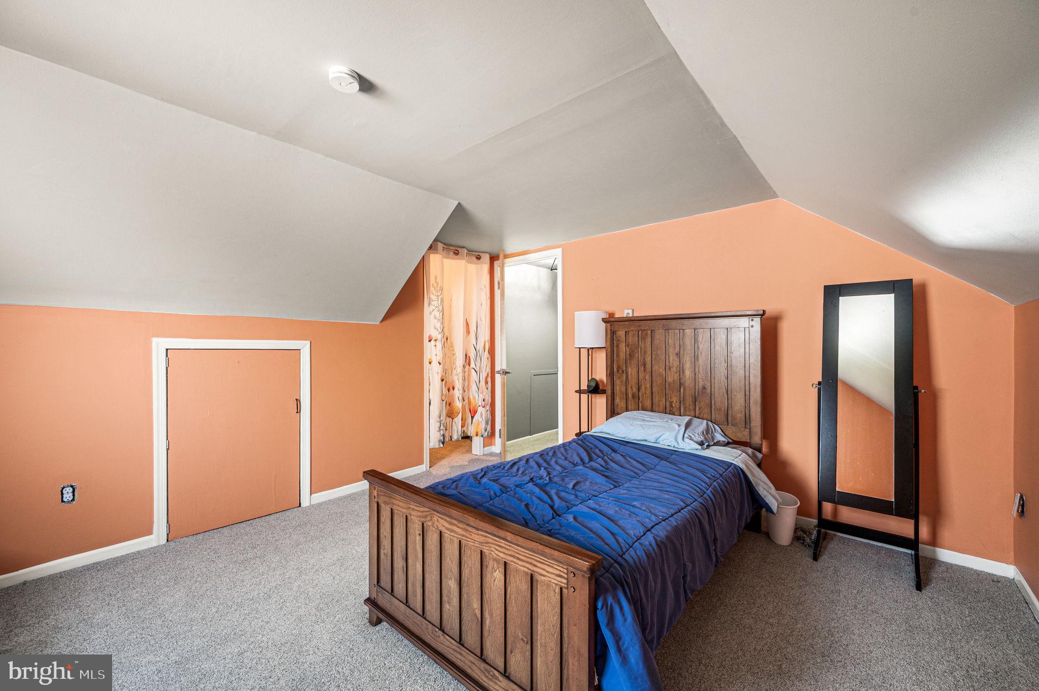 INDIAN VAL MDWS - Residential