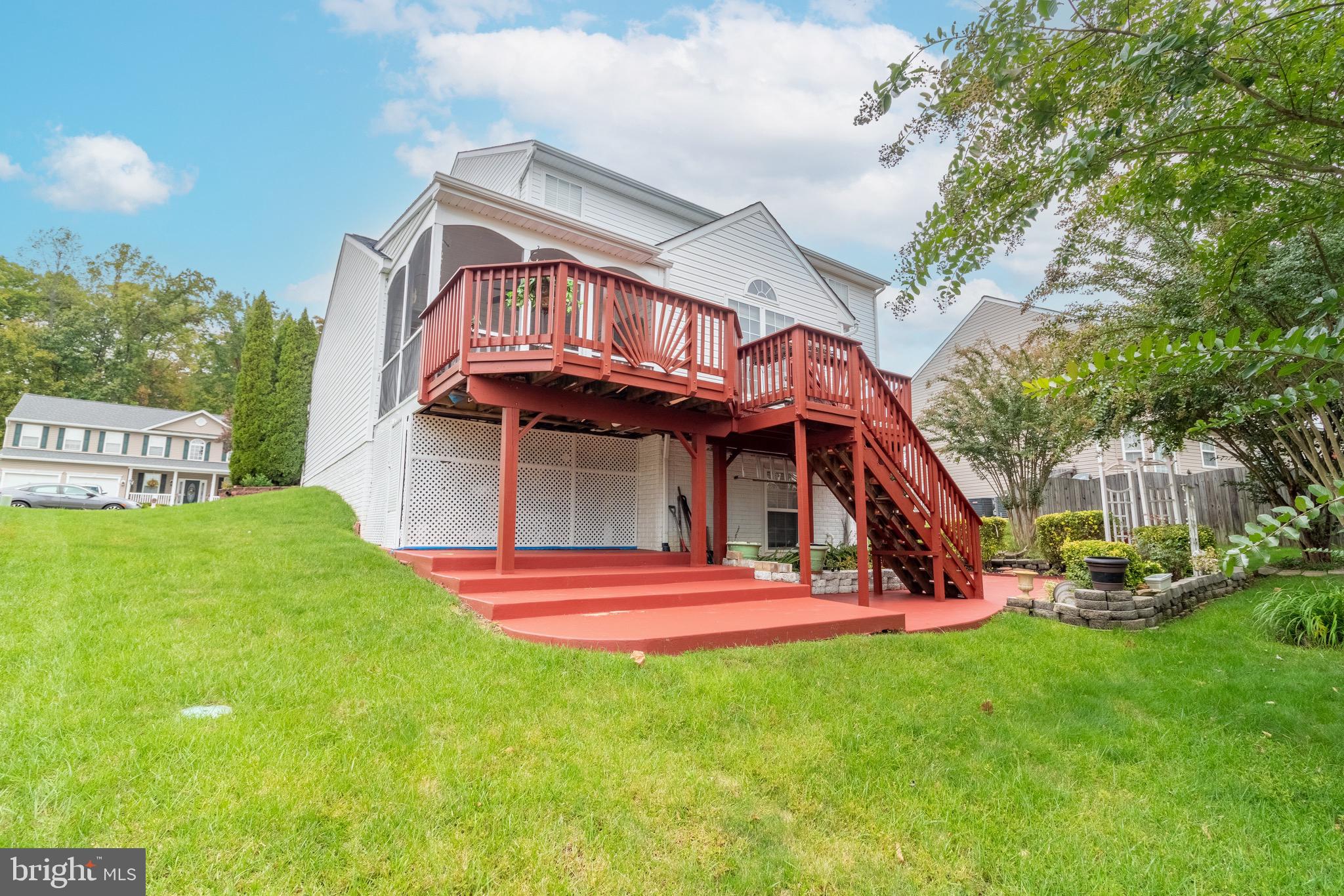 SOMERSET LANDING - Residential