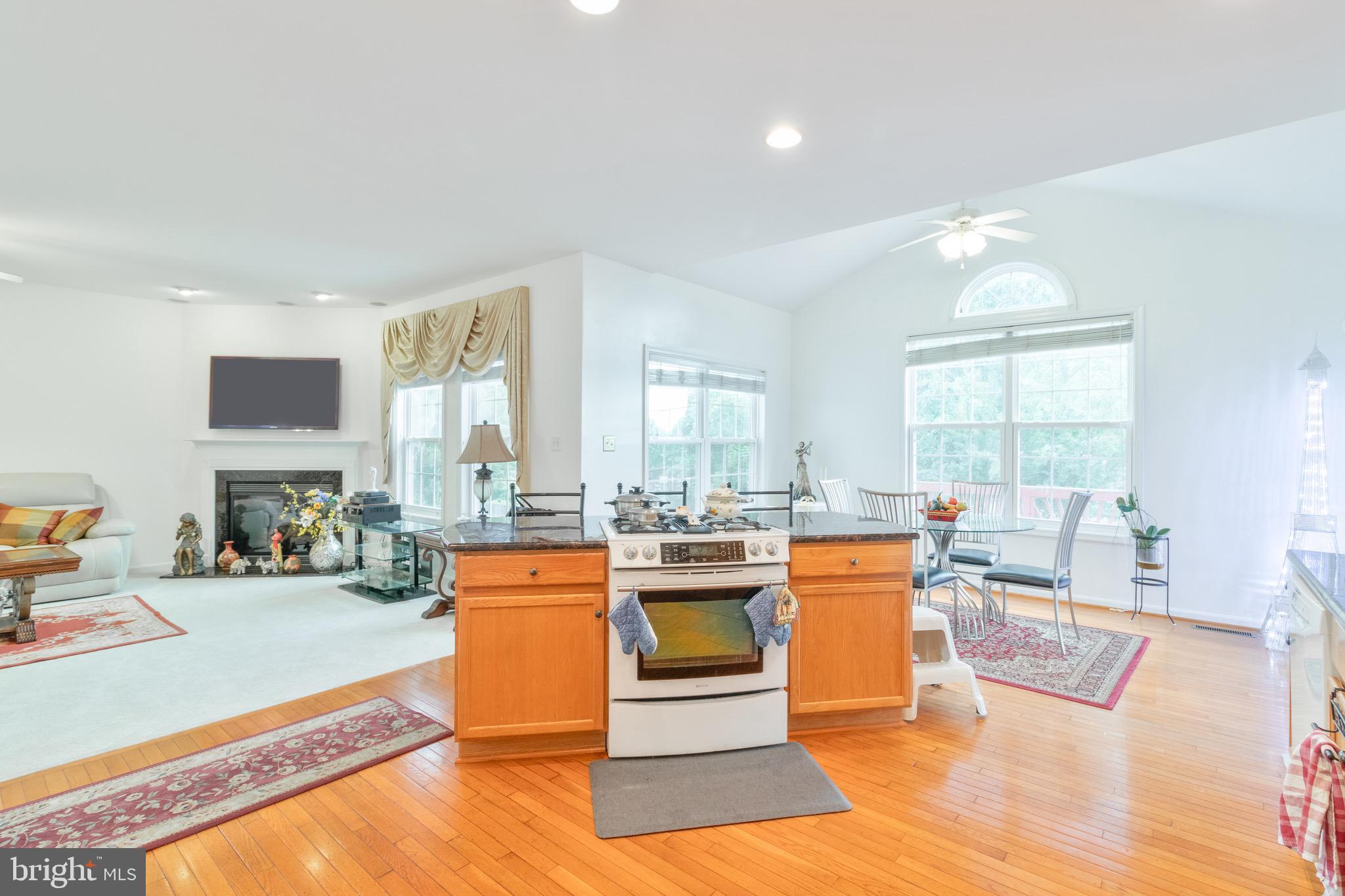 SOMERSET LANDING - Residential