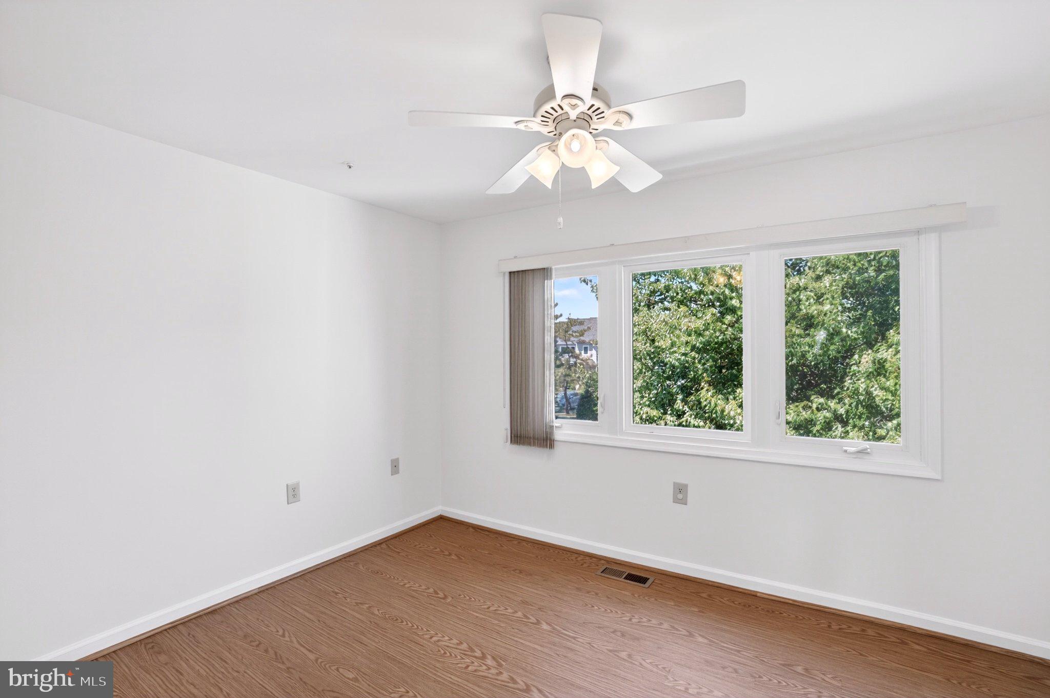 OYSTER COVE - Residential