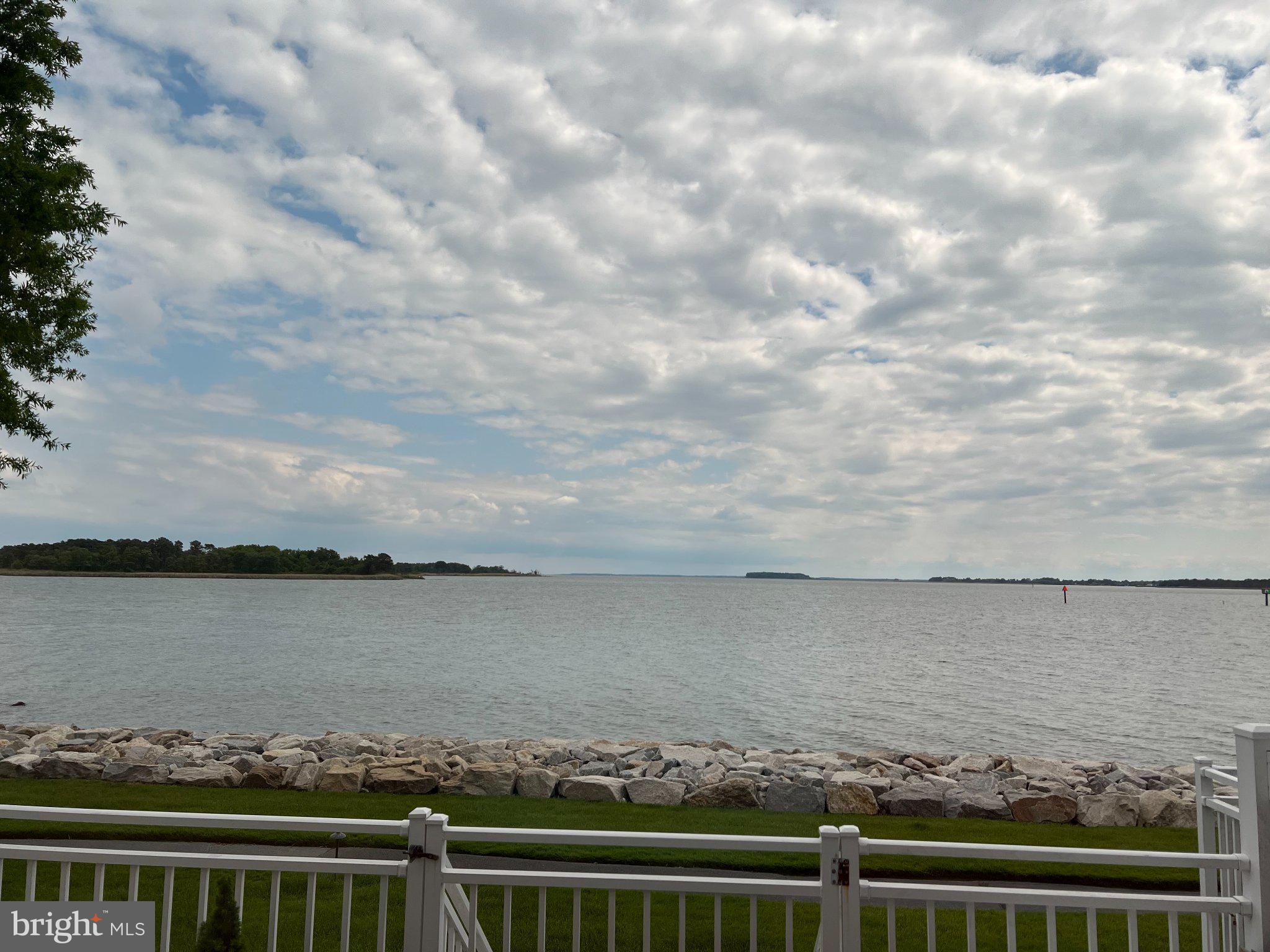OYSTER COVE - Residential