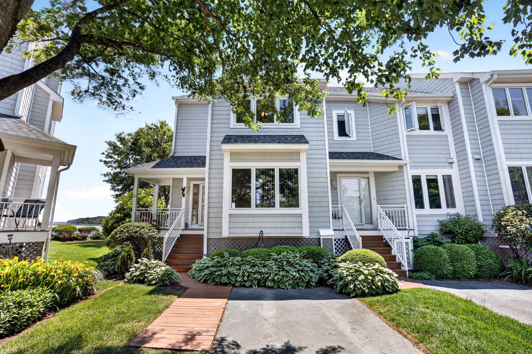 OYSTER COVE - Residential