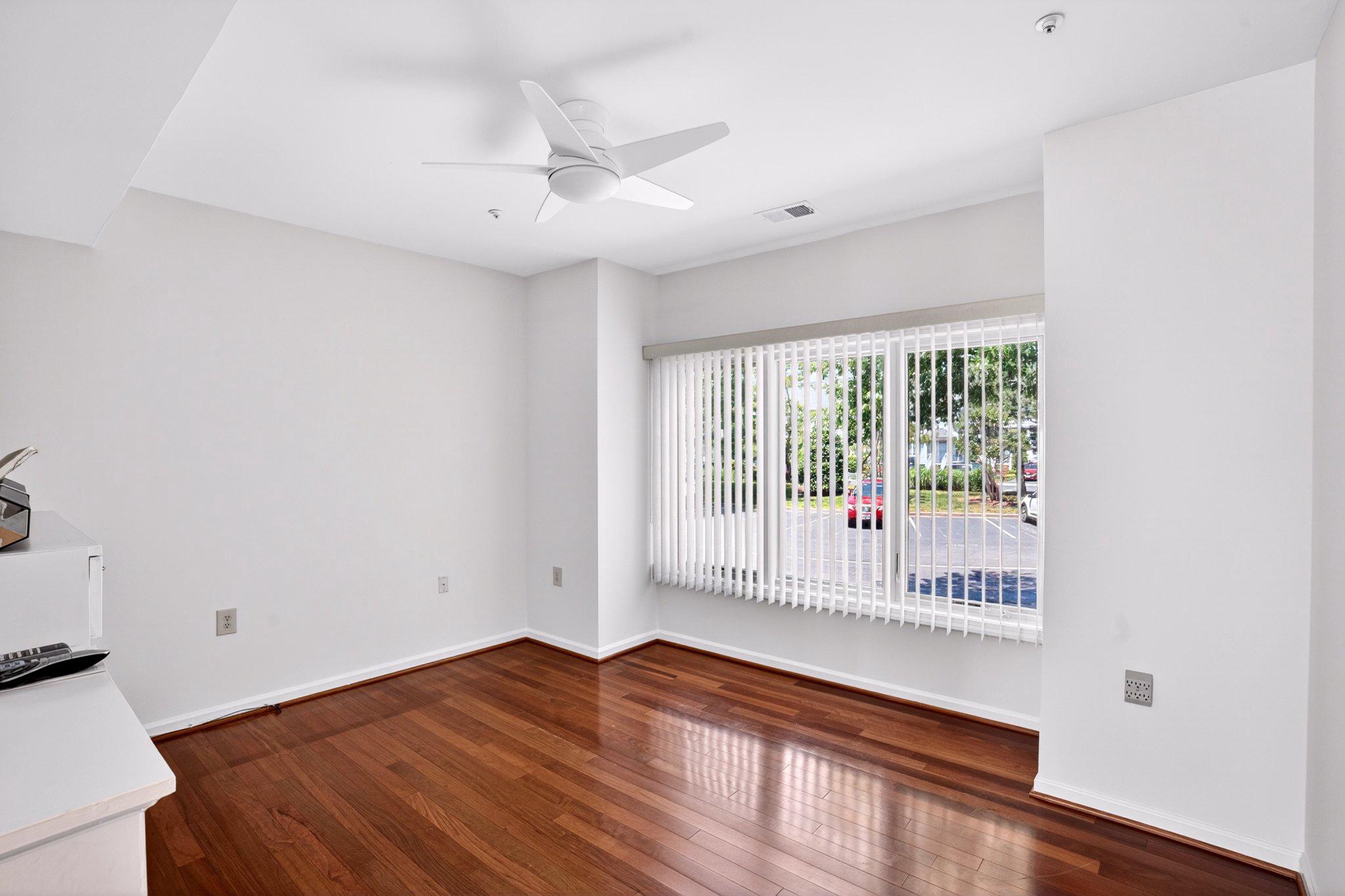 OYSTER COVE - Residential