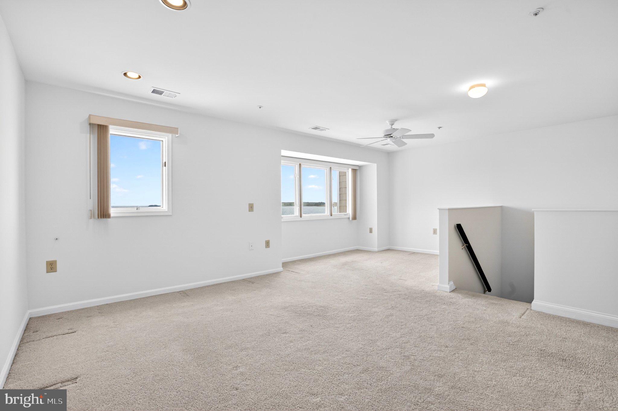 OYSTER COVE - Residential