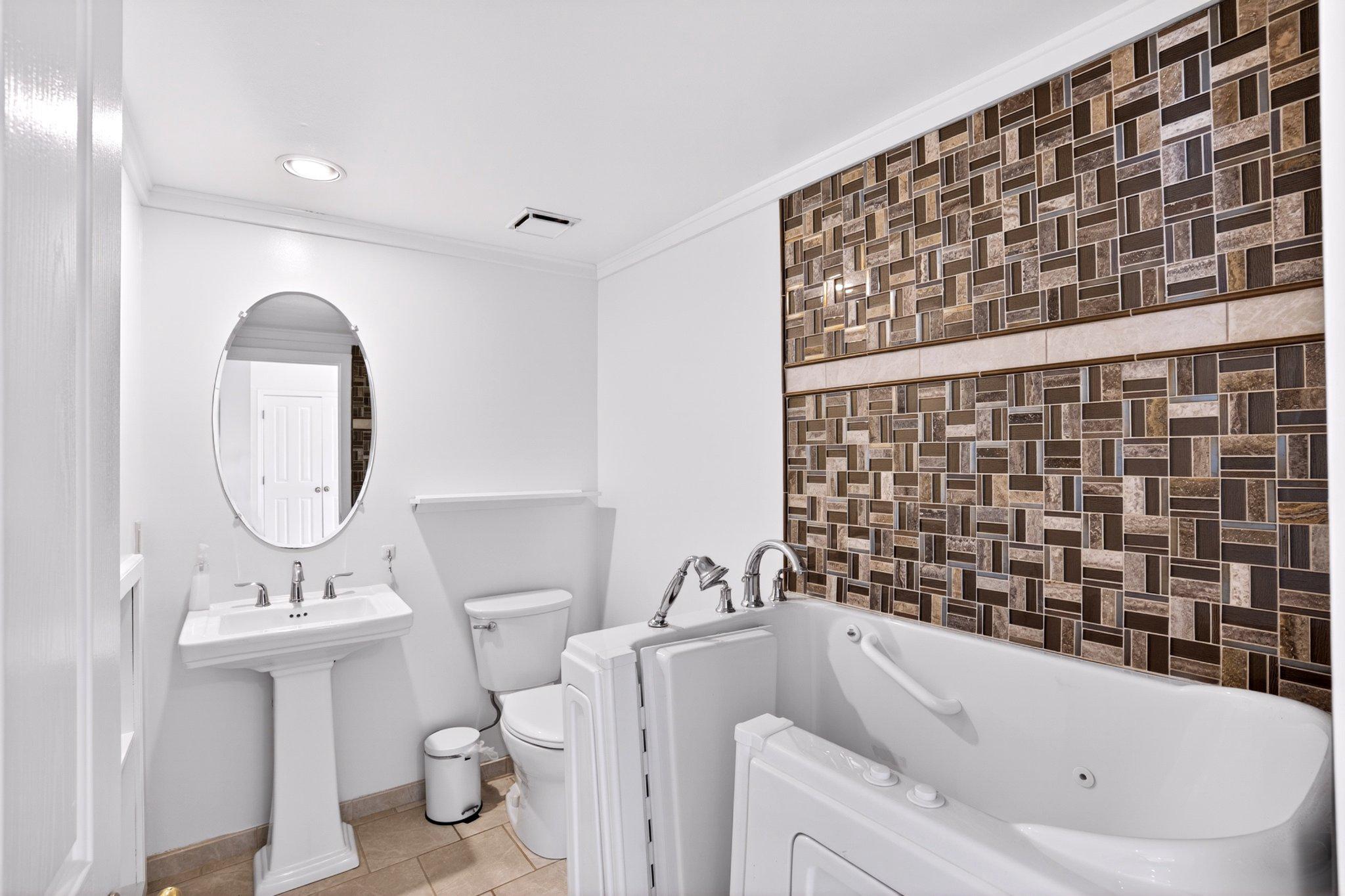 OYSTER COVE - Residential