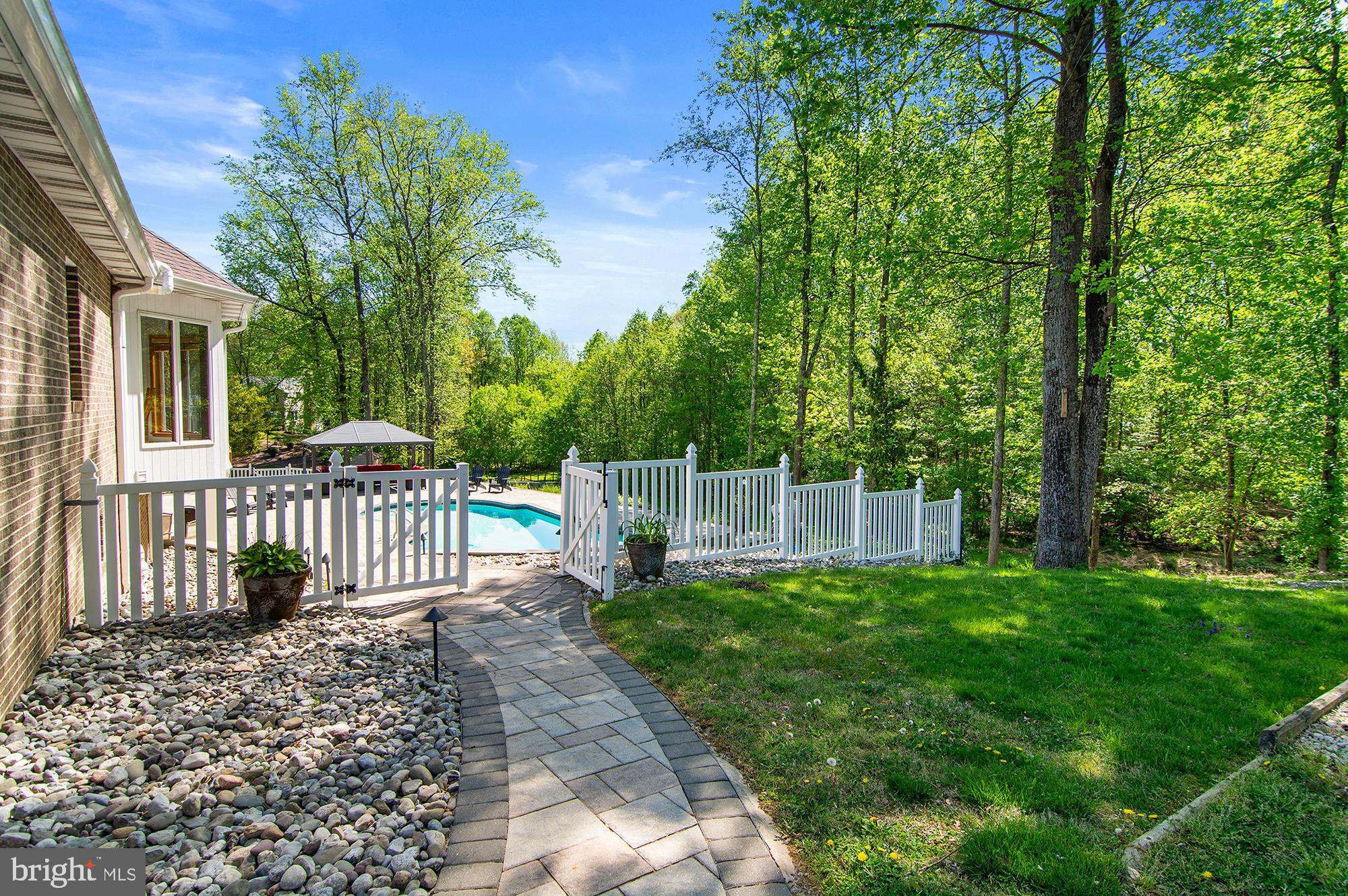 HARDESTY ESTATES - Residential