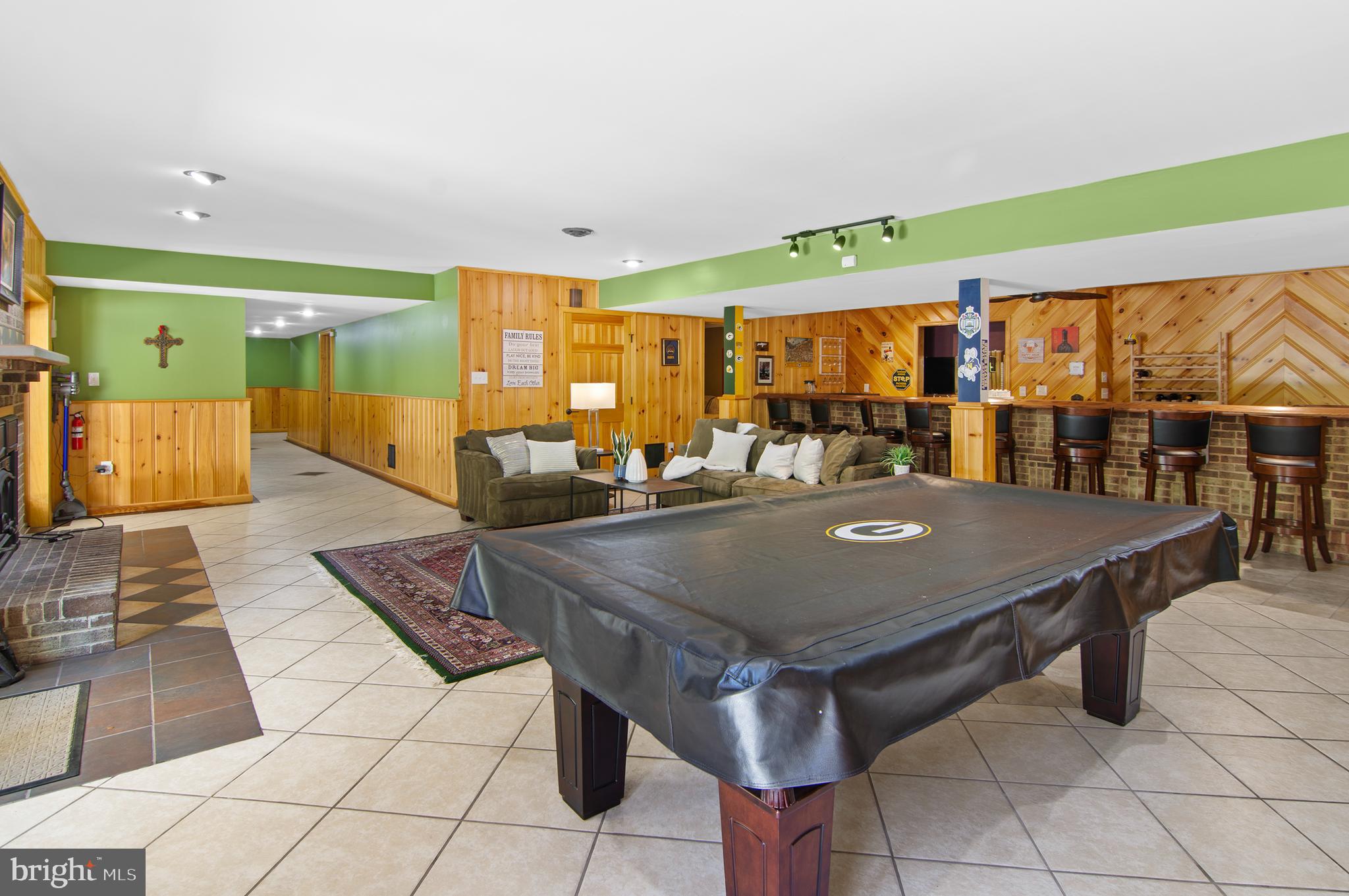 HARDESTY ESTATES - Residential