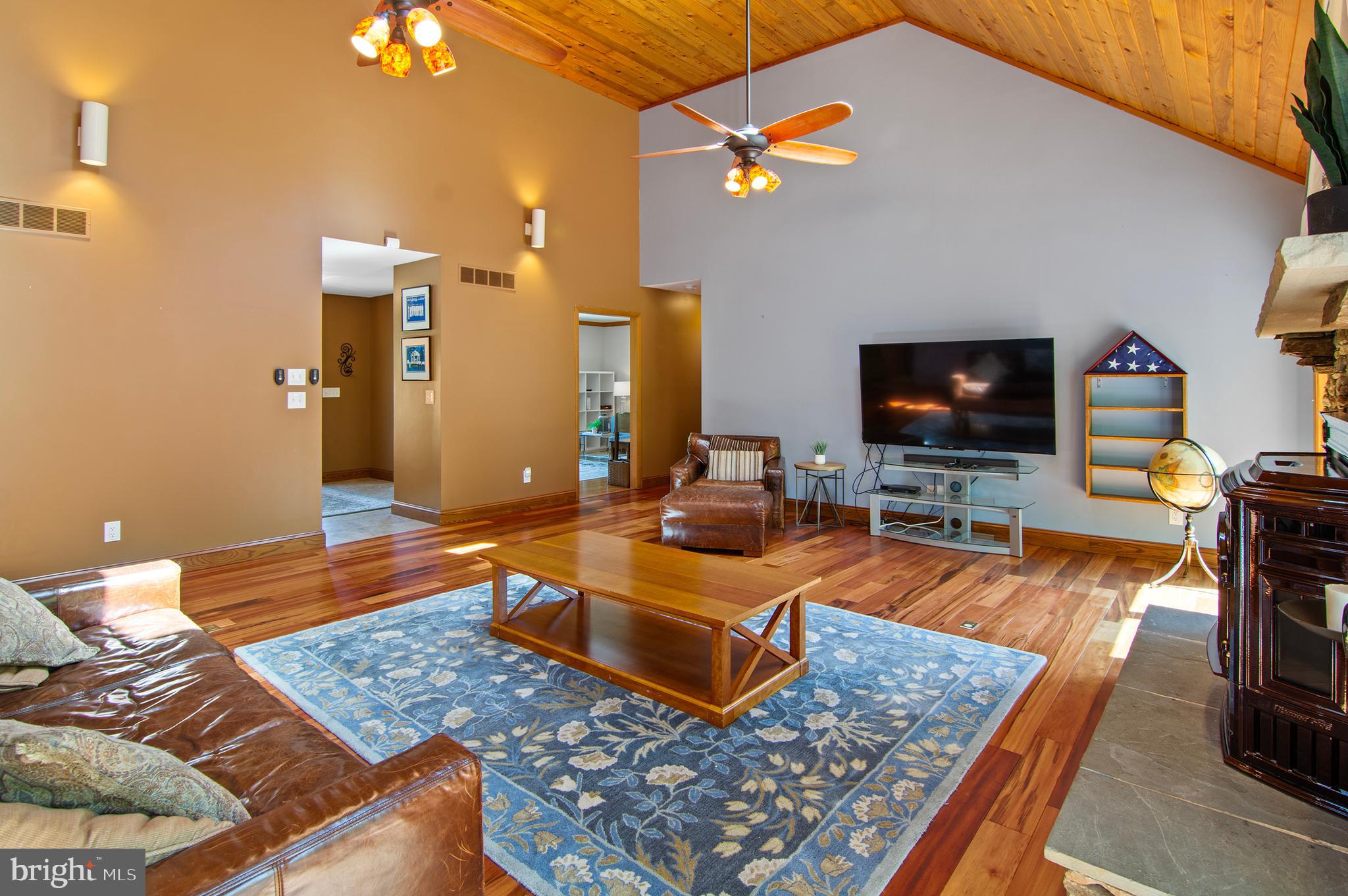 HARDESTY ESTATES - Residential