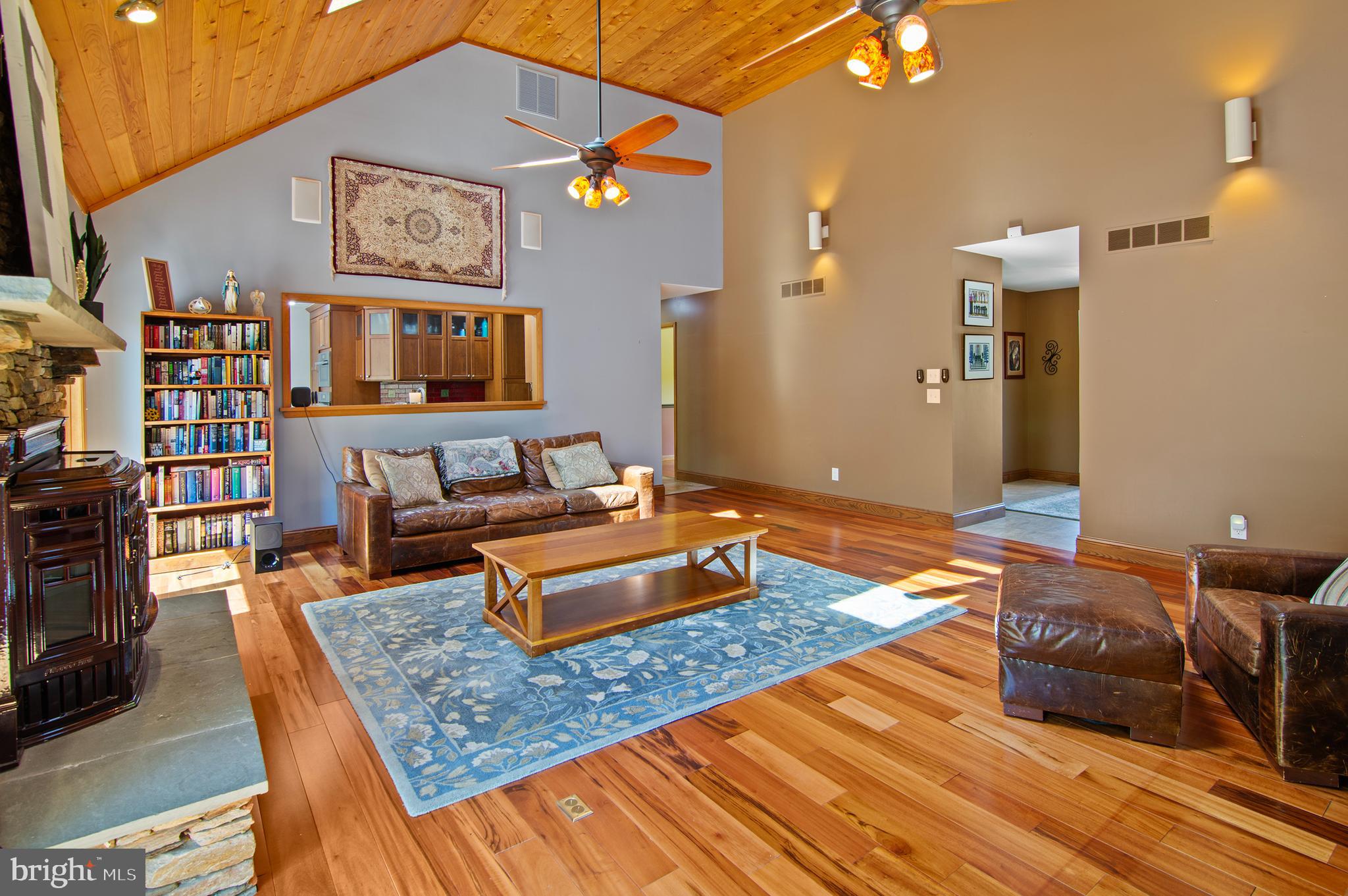 HARDESTY ESTATES - Residential