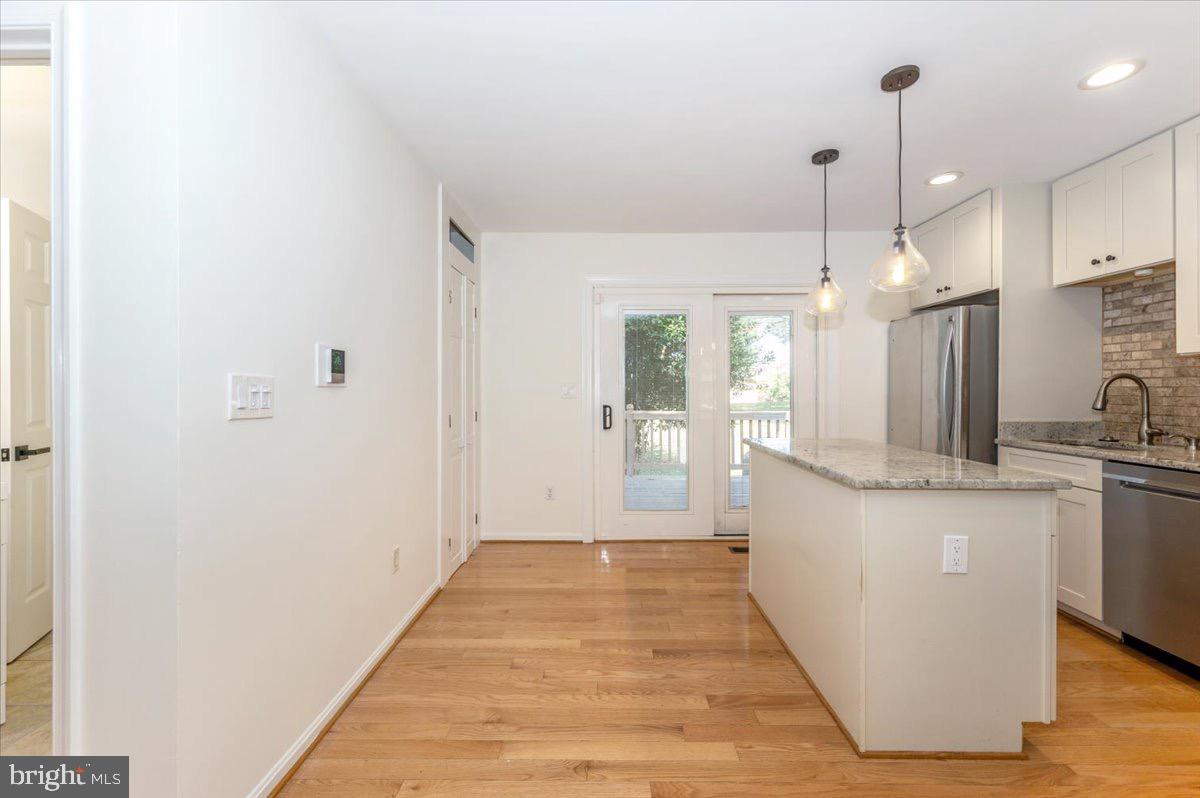 MONROVIA - Residential