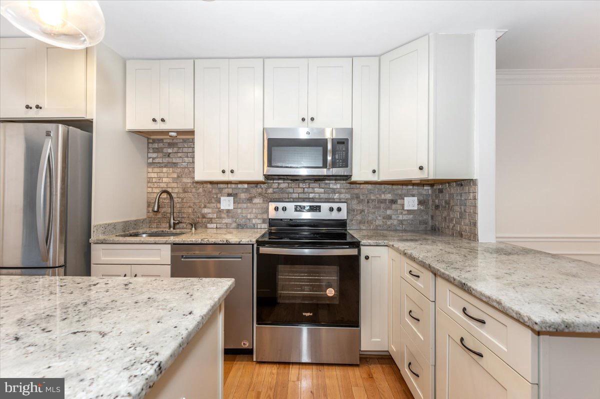 MONROVIA - Residential