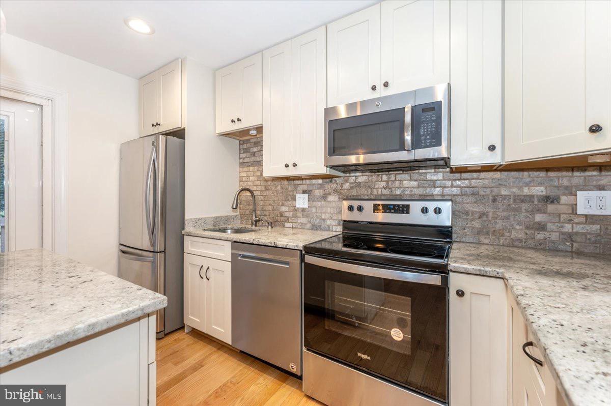 MONROVIA - Residential