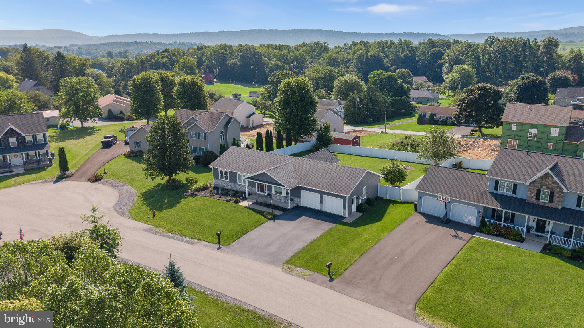 116 CLAREN COURT