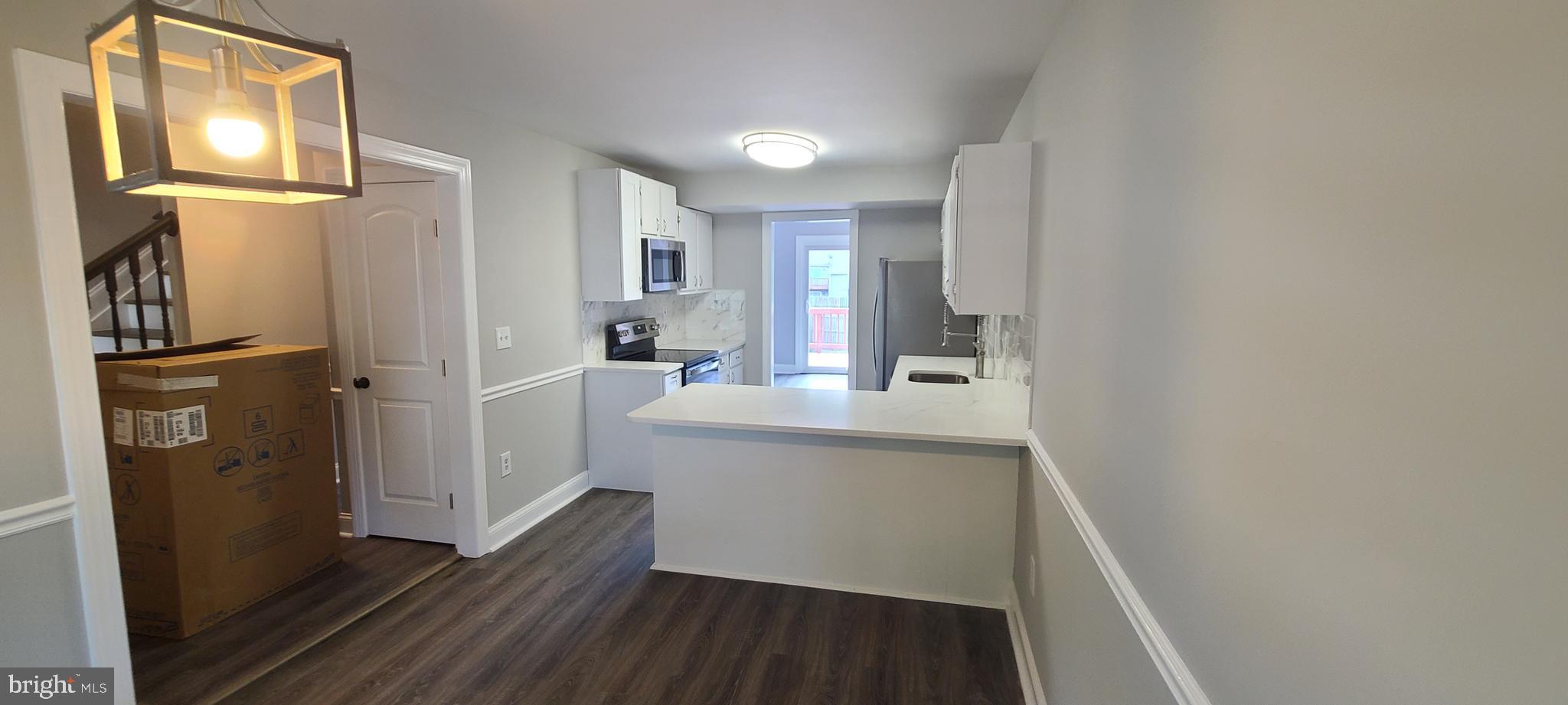 ACTON VILLAGE - Residential