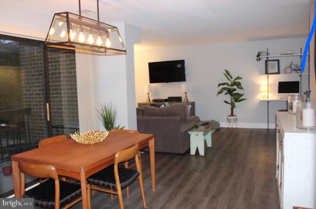 GEORGETOWN VILLAGE - Residential Lease