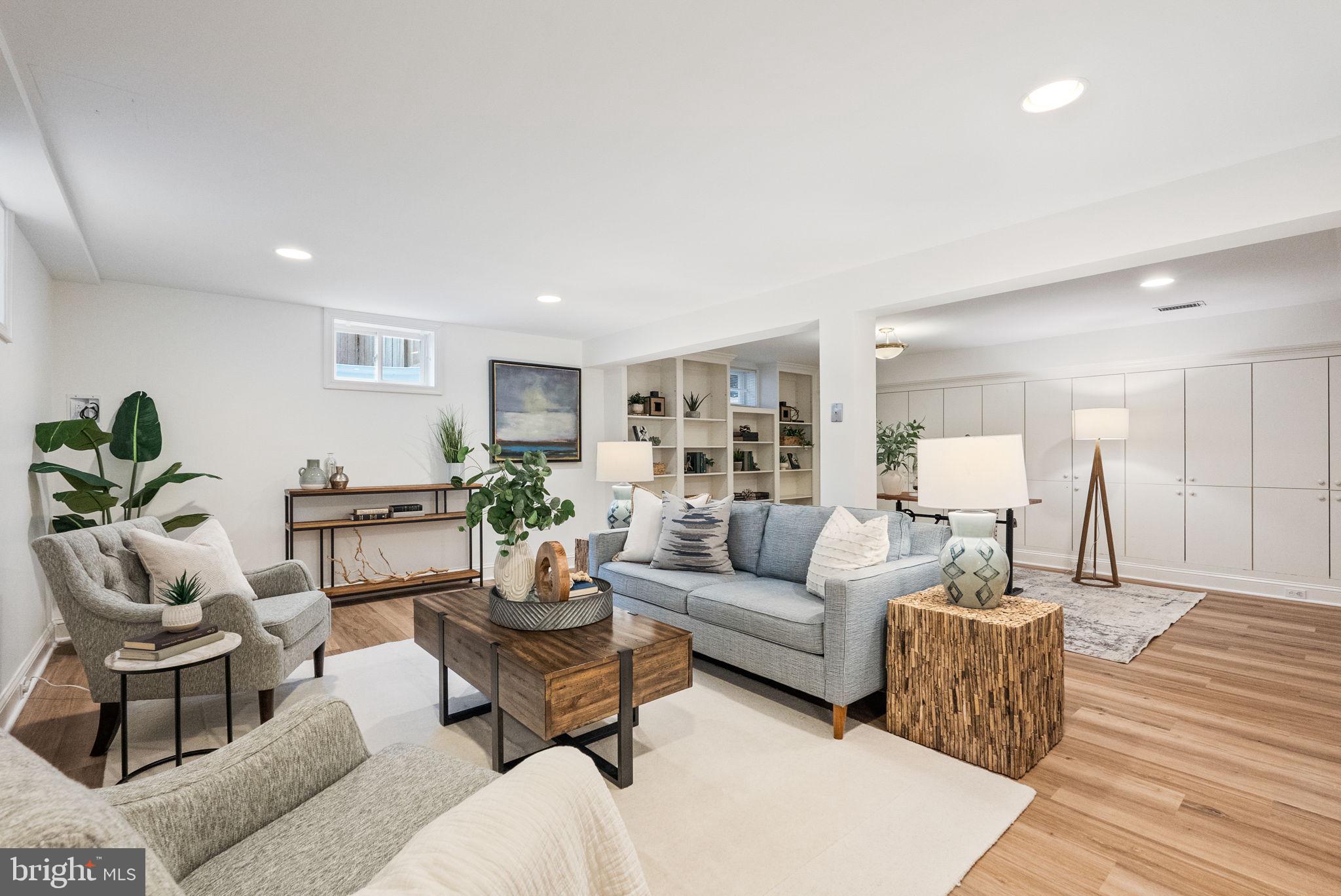 SEMINARY RIDGE - Residential