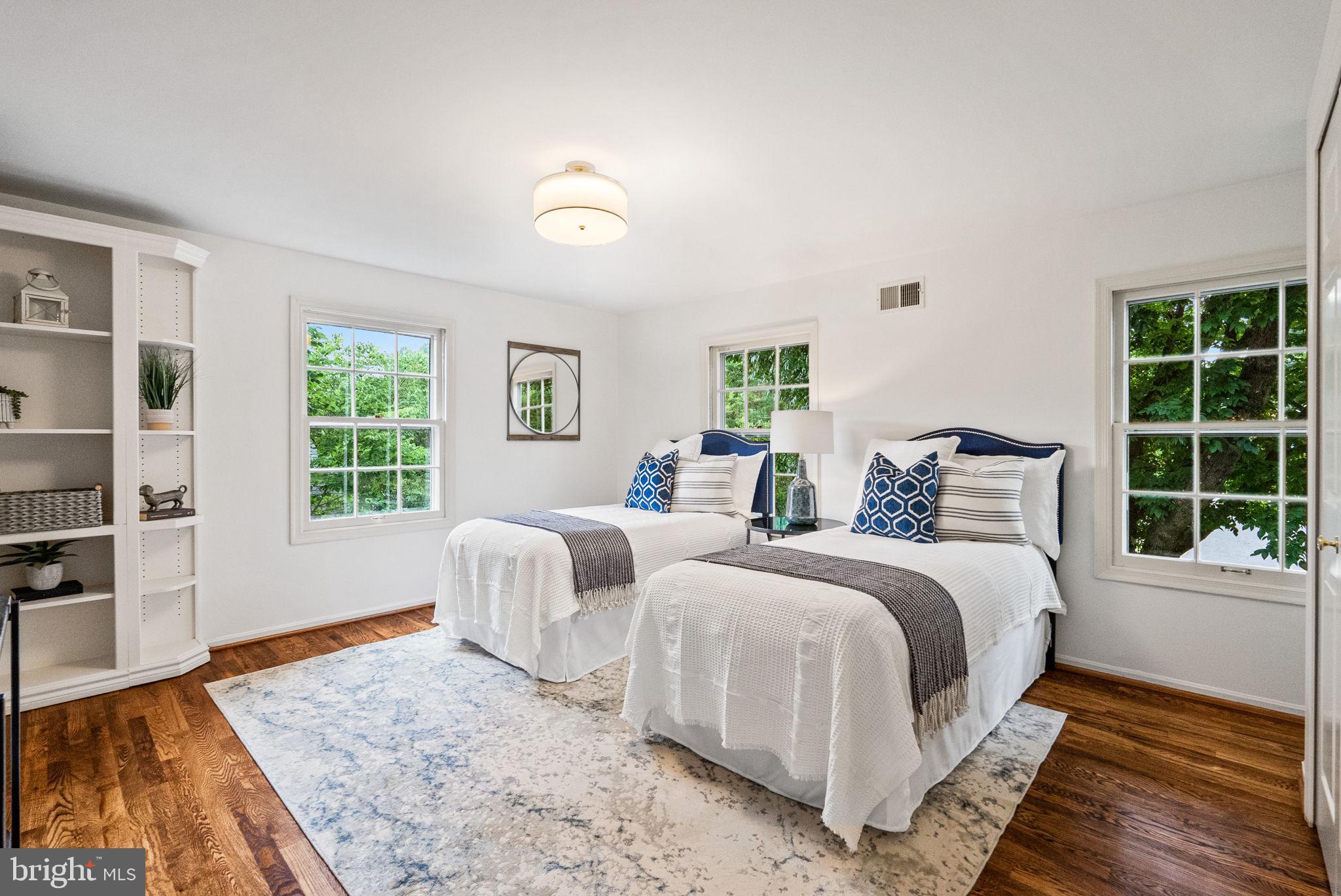 SEMINARY RIDGE - Residential