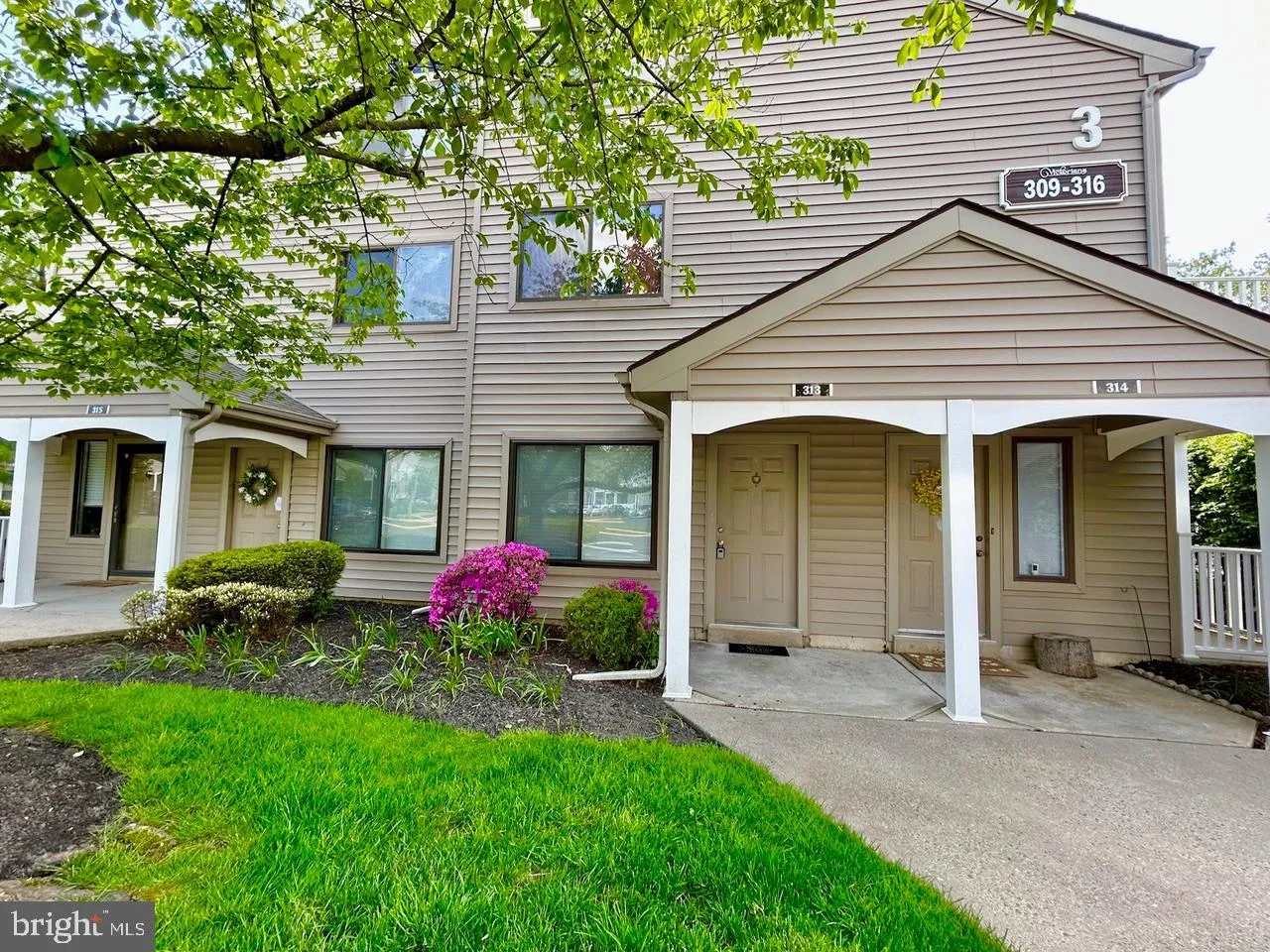 Voorhees, New Jersey 08043, United States, 1 Bedroom Bedrooms, ,1 BathroomBathrooms,Residential,Active,90844