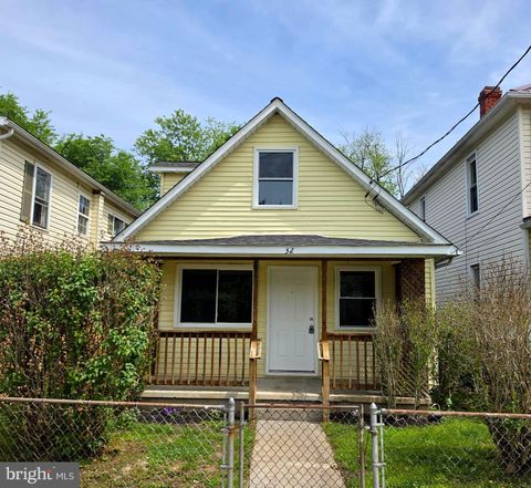 Photo of 32 E Roberts Street, CUMBERLAND, MD 21502 (MLS # MDAL2014612)