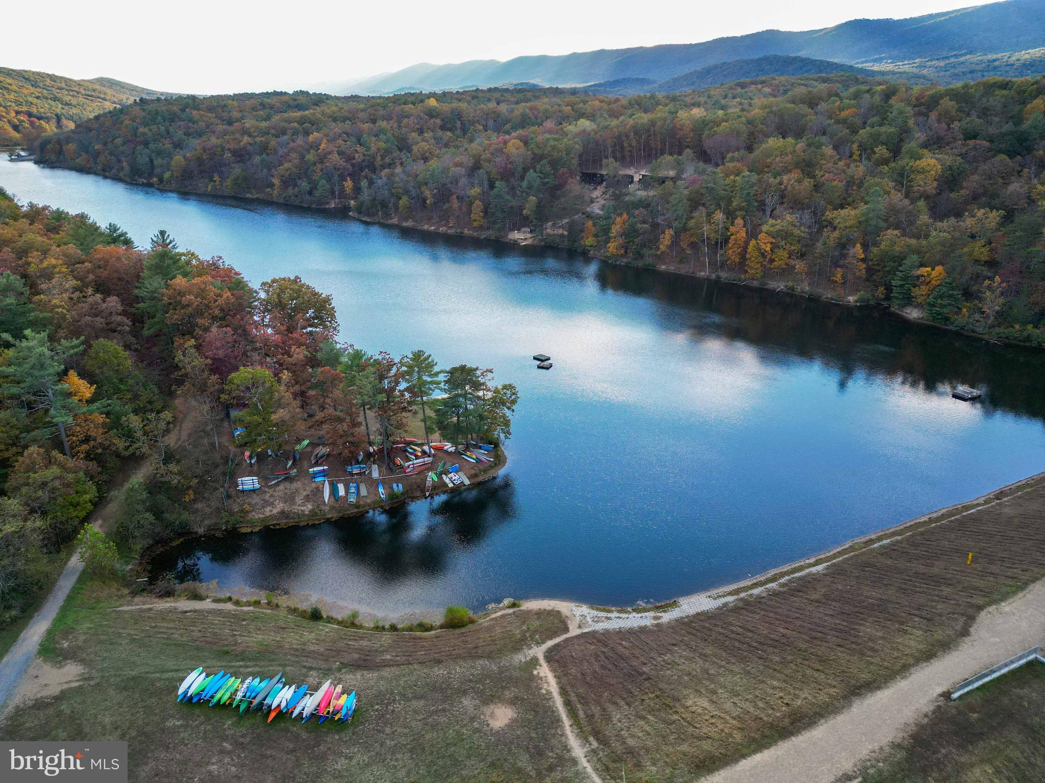 LAKEVIEW - Residential