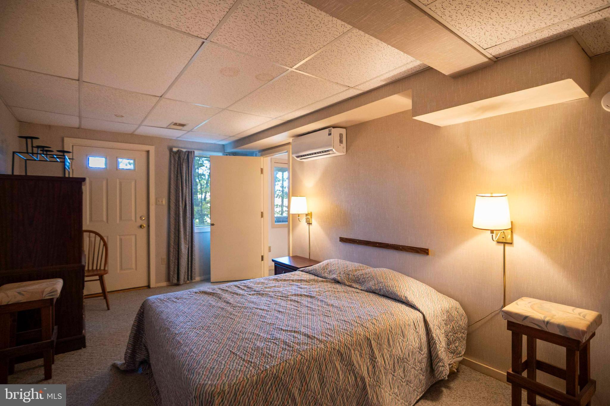 LAKEVIEW - Residential