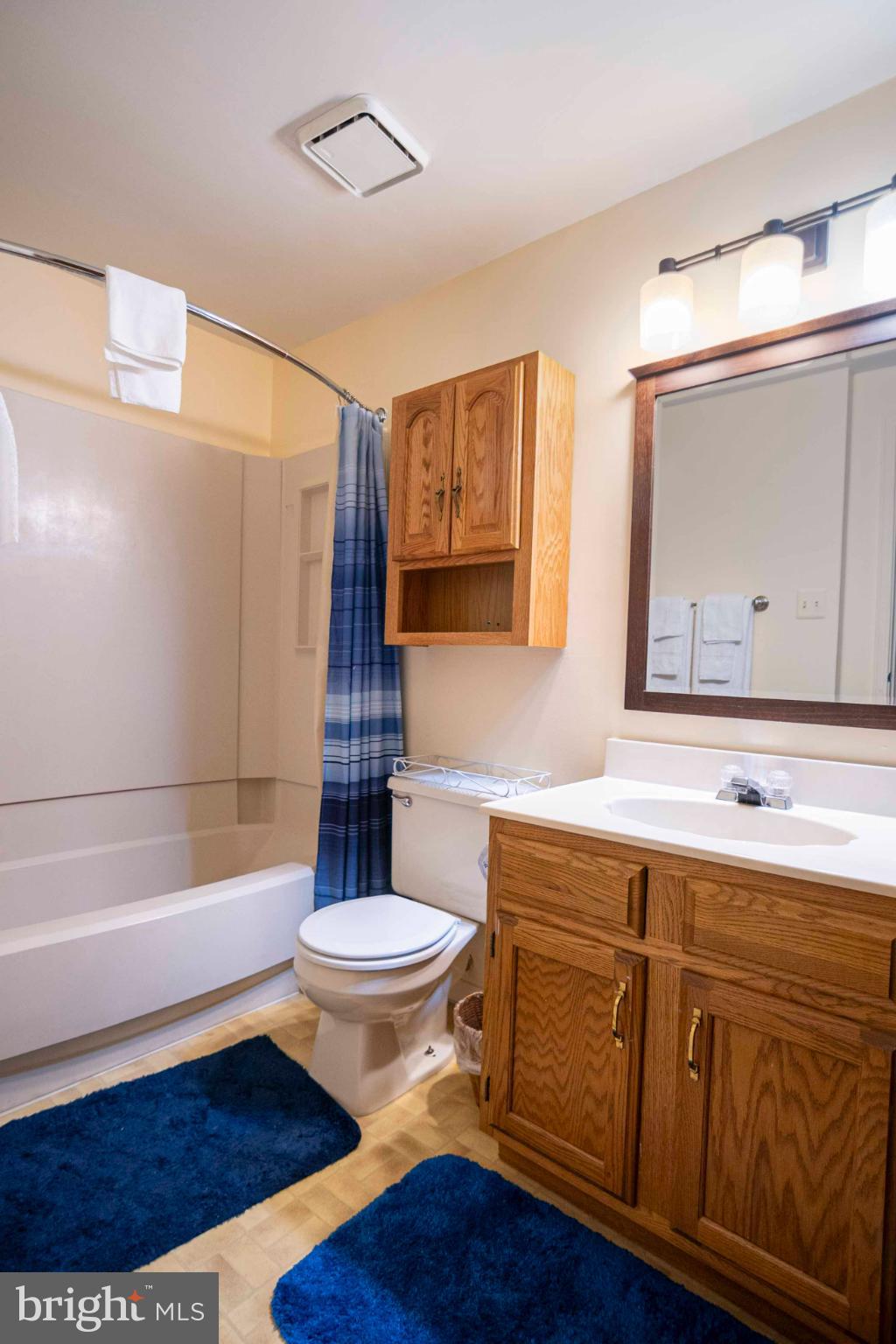 LAKEVIEW - Residential