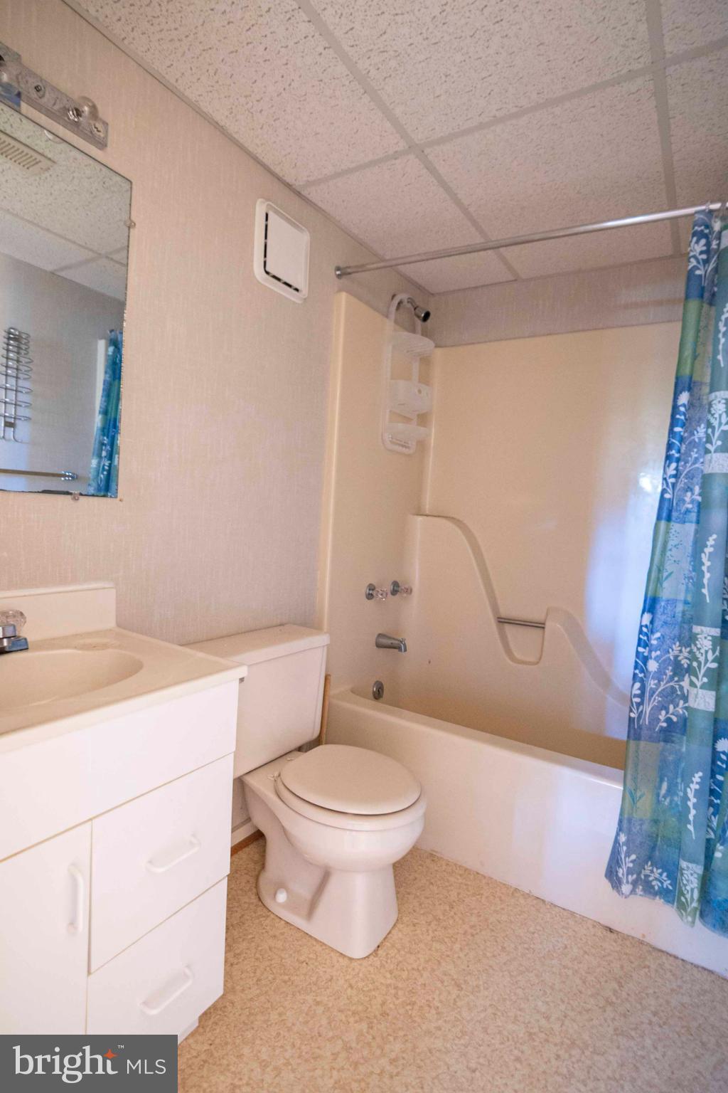 LAKEVIEW - Residential