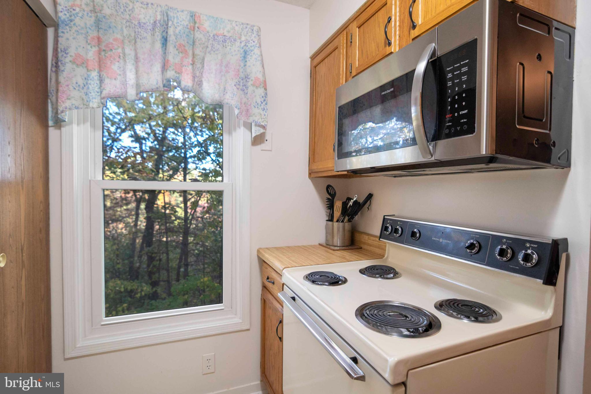 LAKEVIEW - Residential