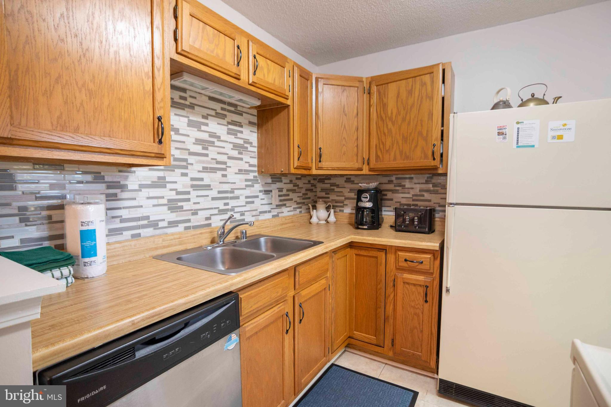 LAKEVIEW - Residential