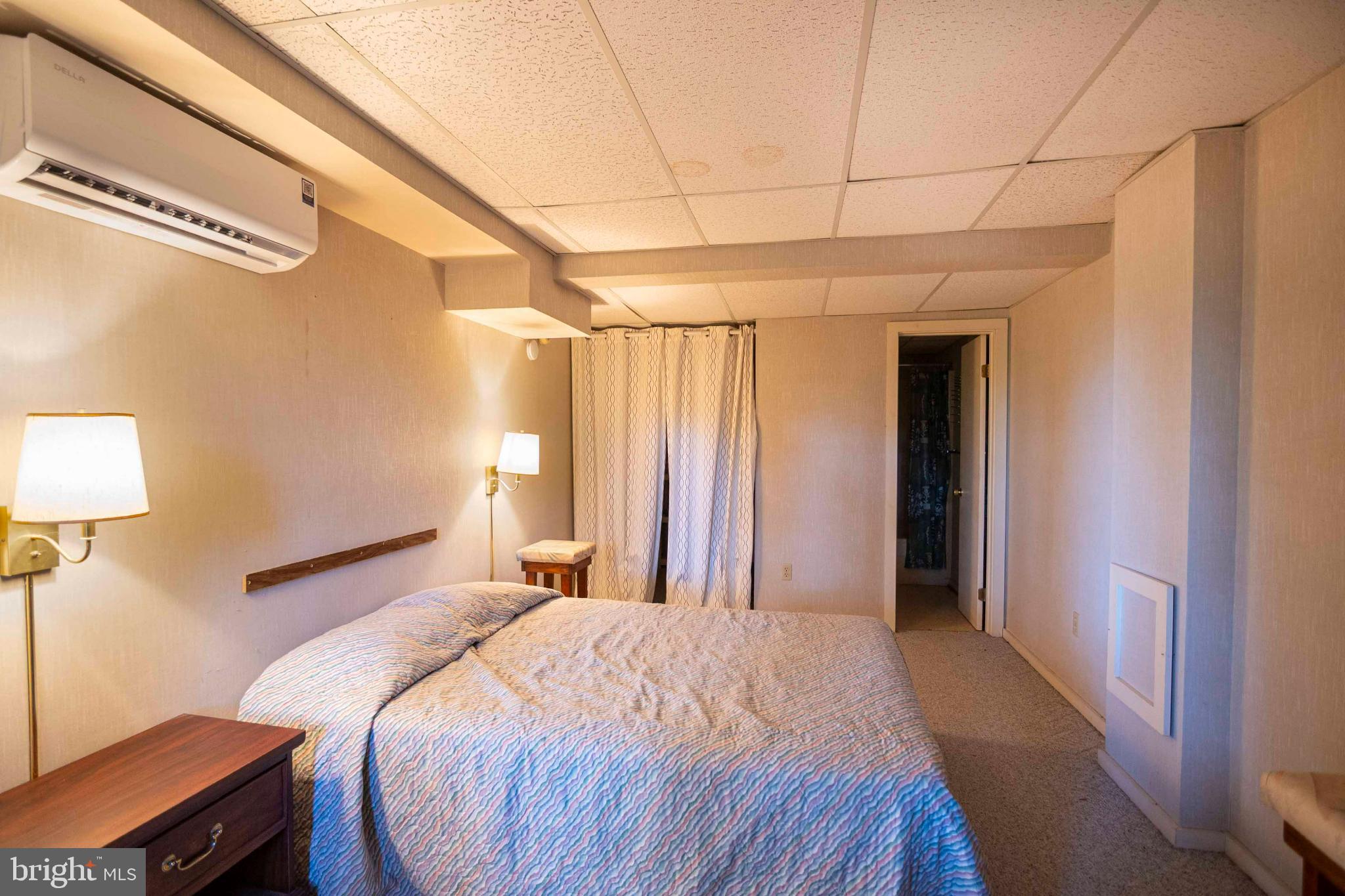 LAKEVIEW - Residential