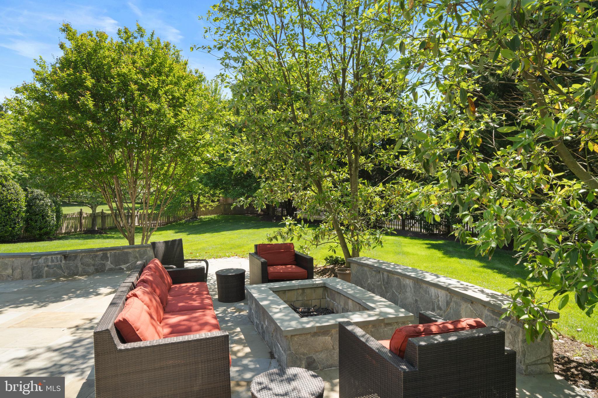 BROADLANDS SOUTH - Residential