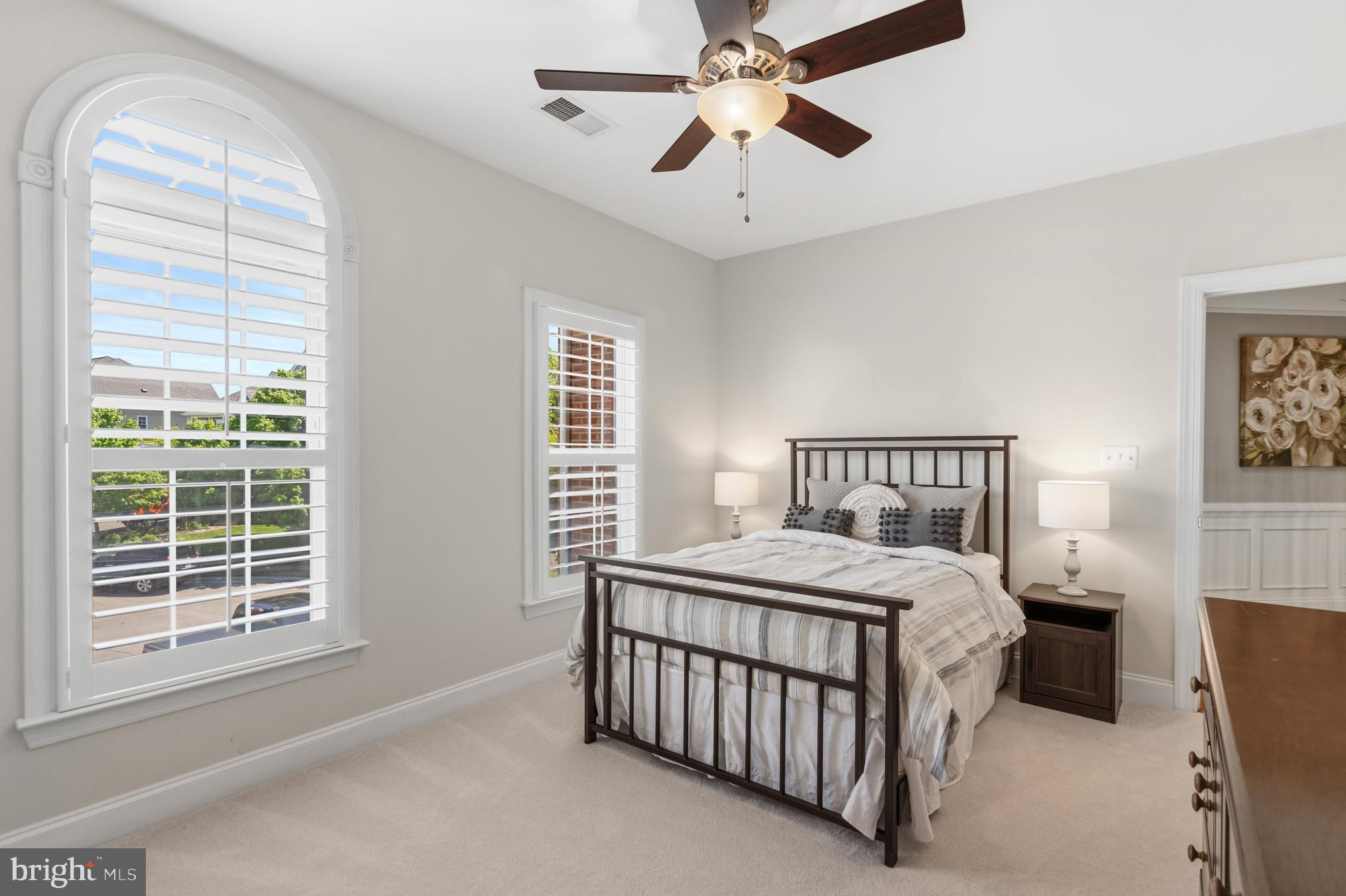 BROADLANDS SOUTH - Residential